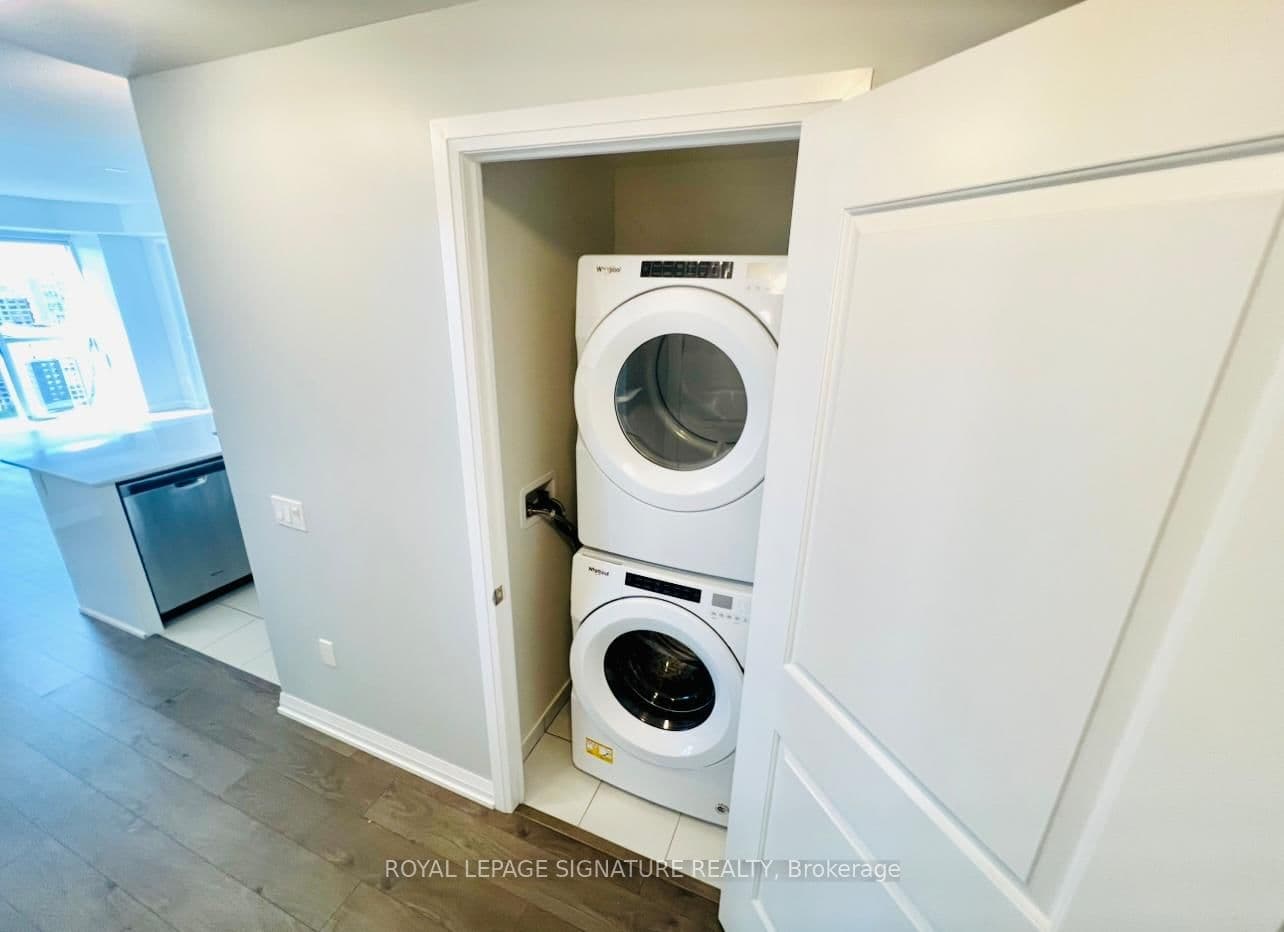 35 Watergarden Drive, Unit 2318 thumbnail 11