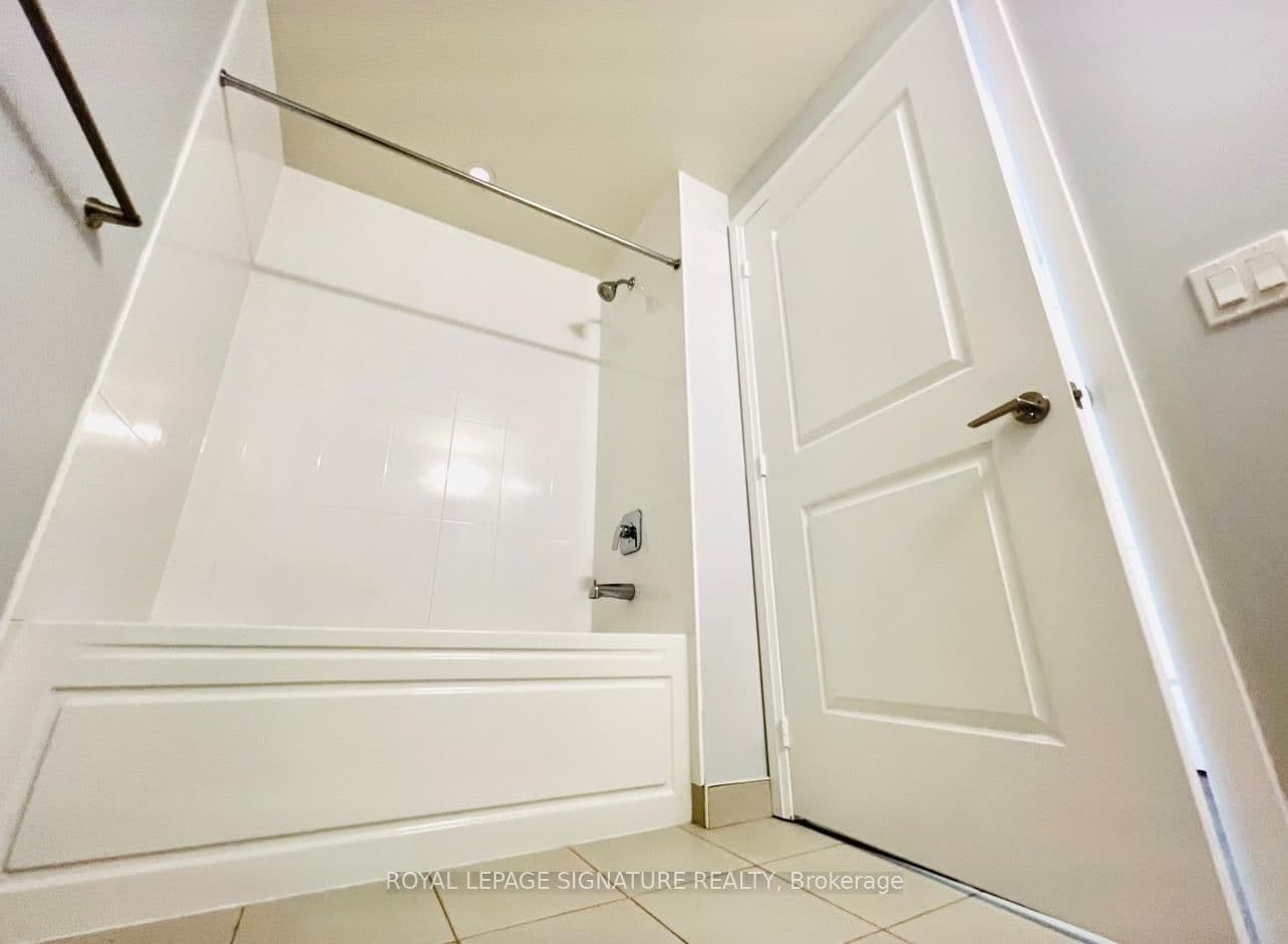 35 Watergarden Drive, Unit 2318 thumbnail 15