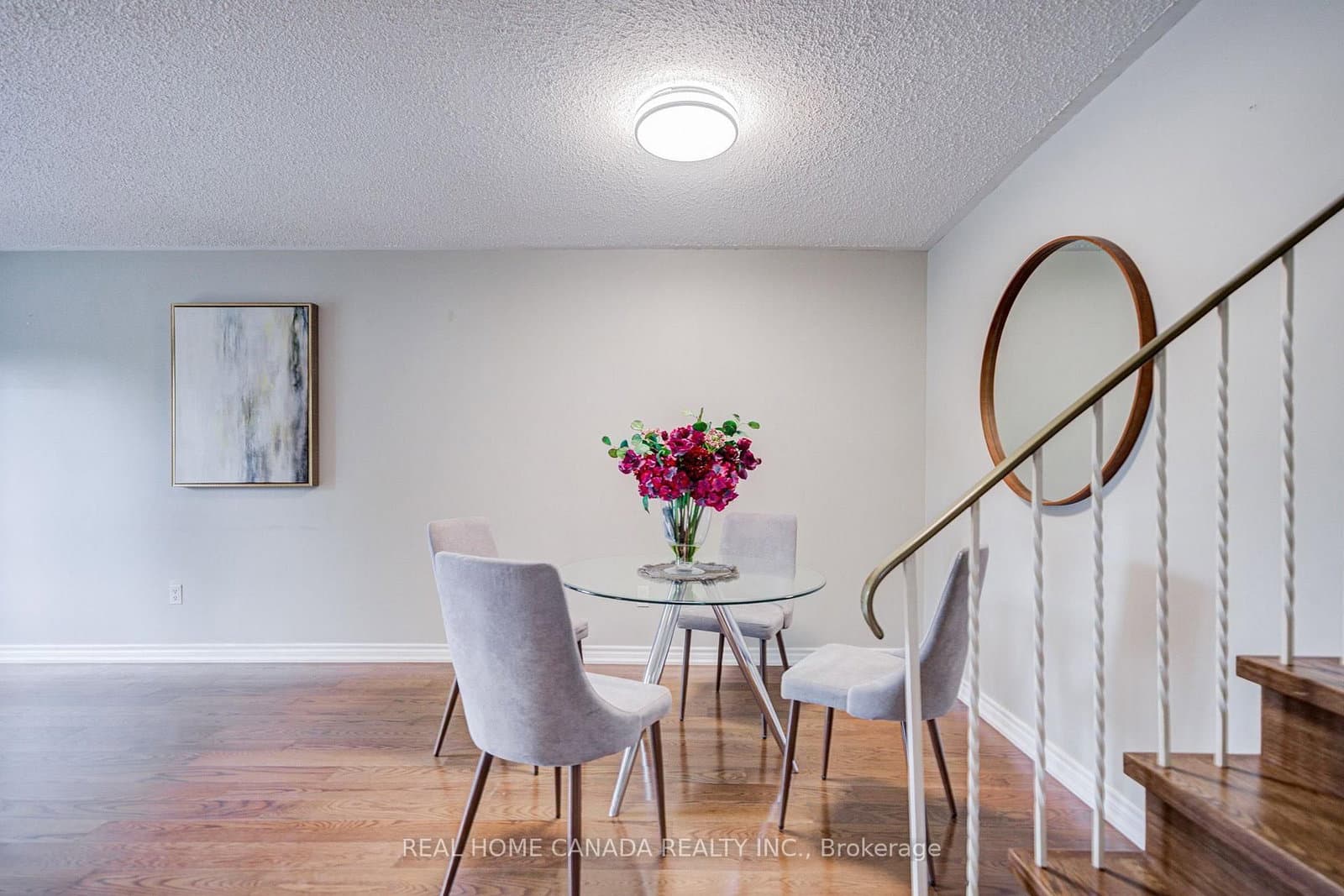 19 Hepworth Drive thumbnail 11