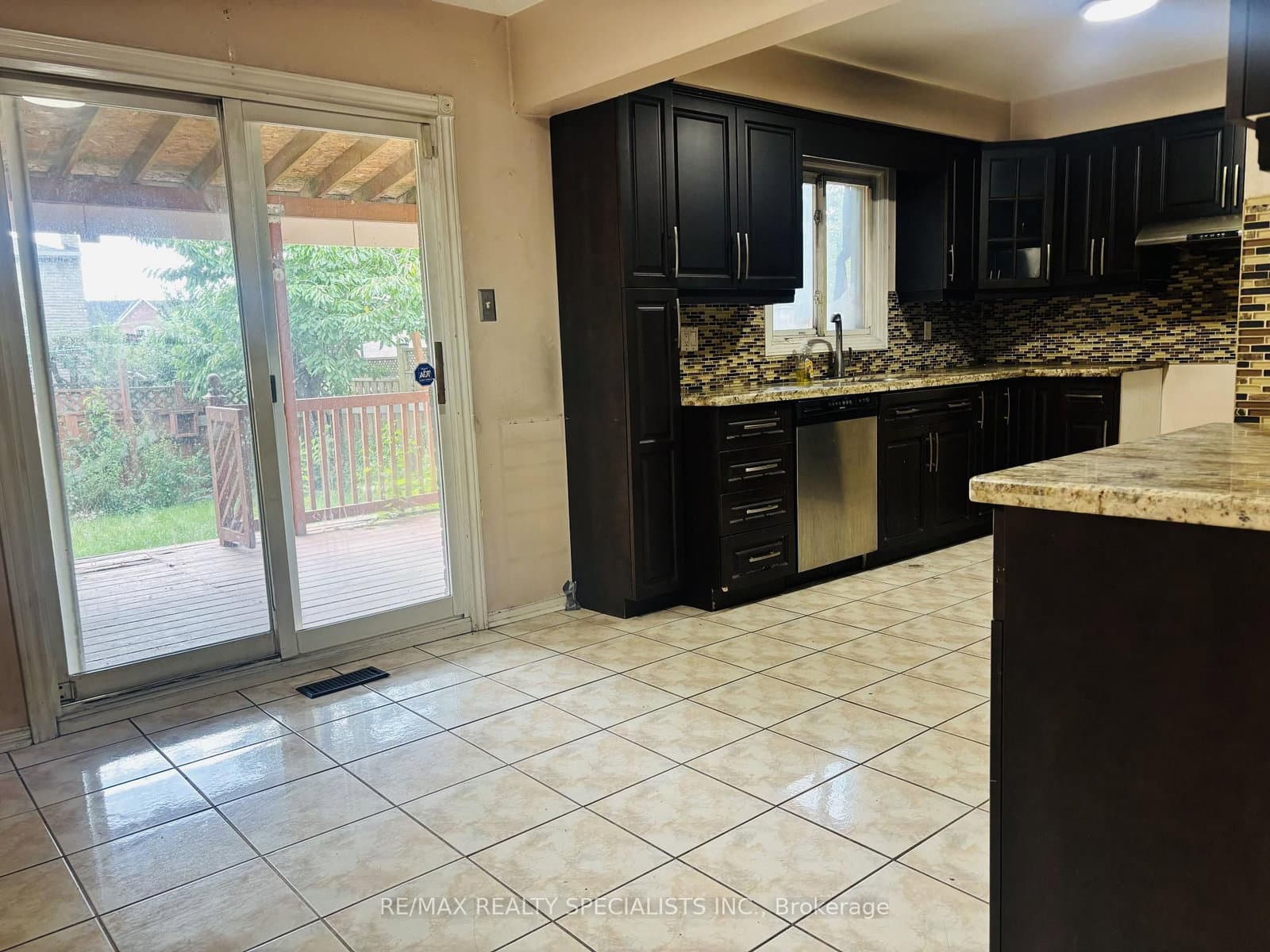 33 Cherrytree Drive thumbnail 15