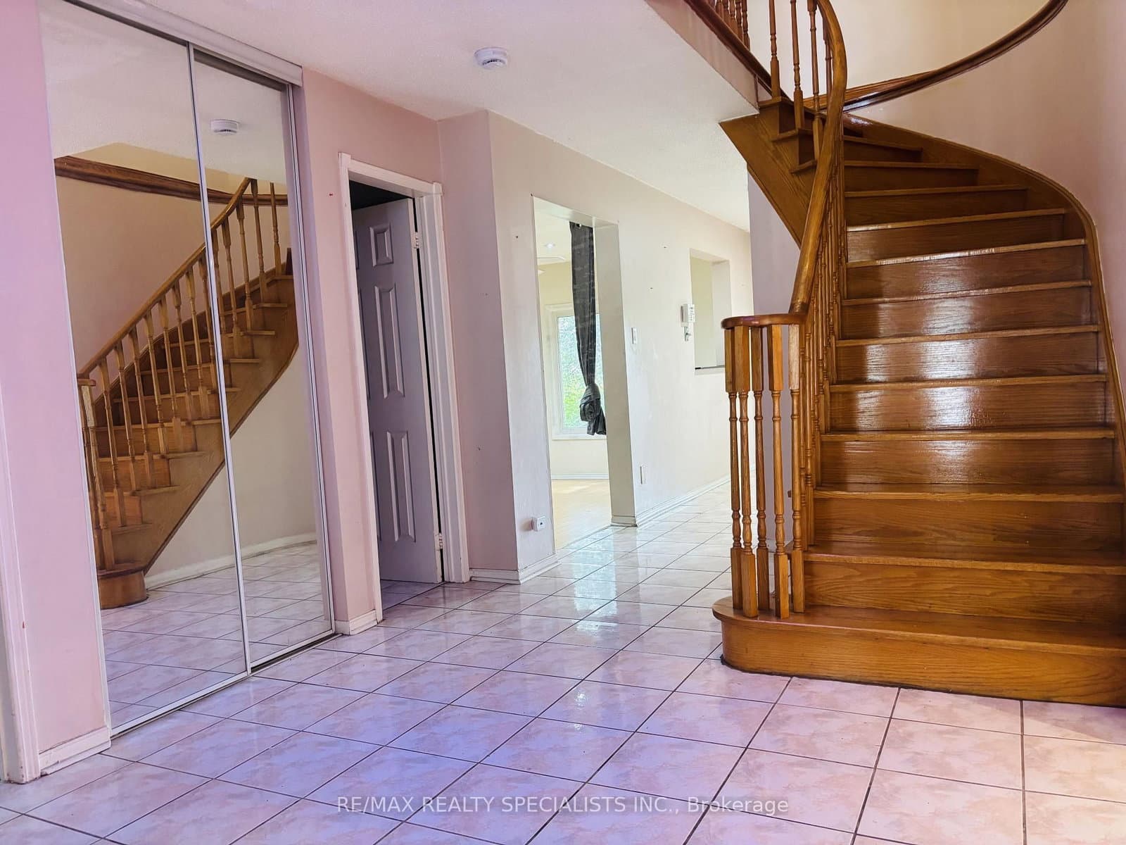 33 Cherrytree Drive thumbnail 5