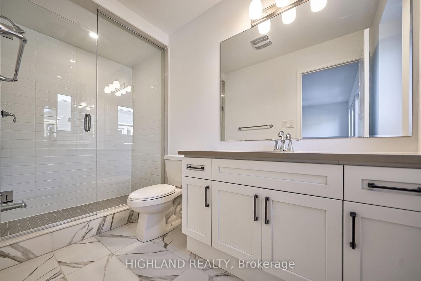 155 Settlers Road E thumbnail 27