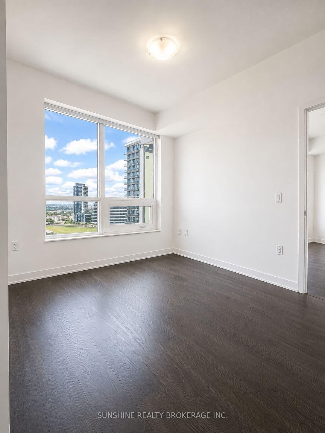 4699 glen erin Drive, Unit 1201 thumbnail 5