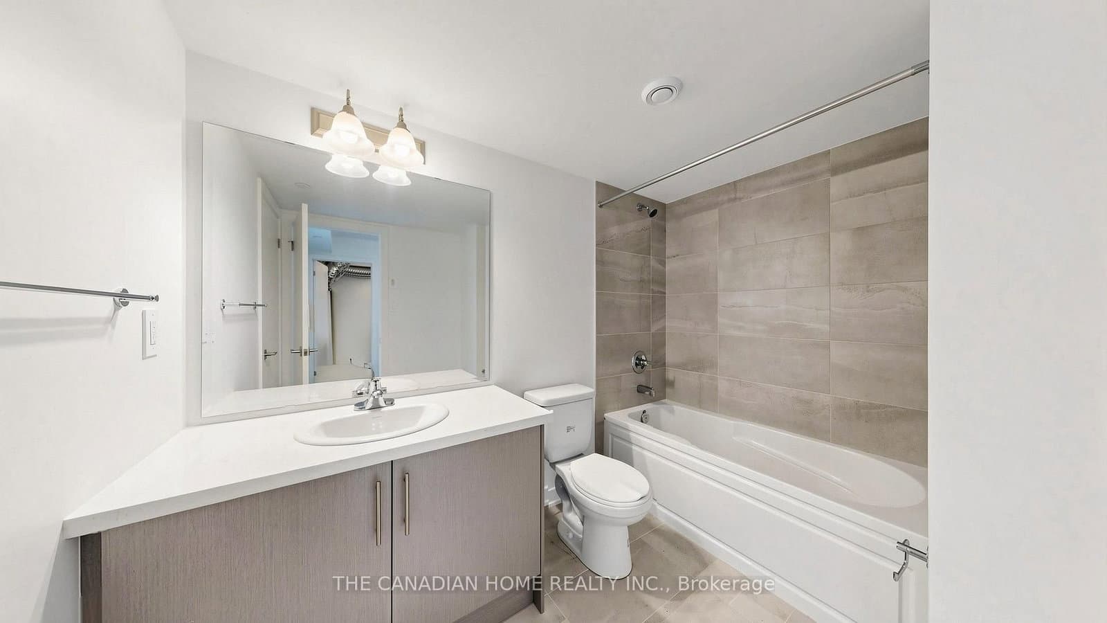 35 Romilly Avenue, Unit 18 thumbnail 20