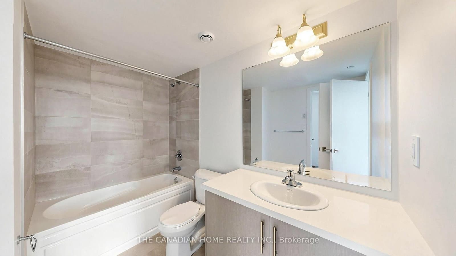 45 Romilly Avenue, Unit 4 thumbnail 26