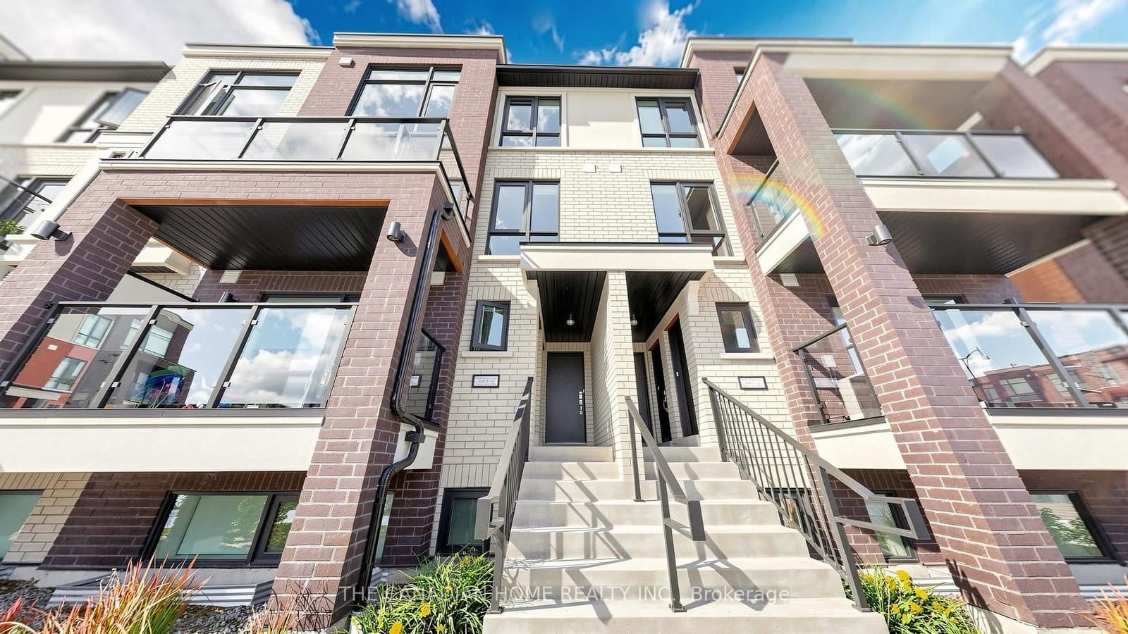 45 Romilly Avenue, Unit 7 thumbnail 2