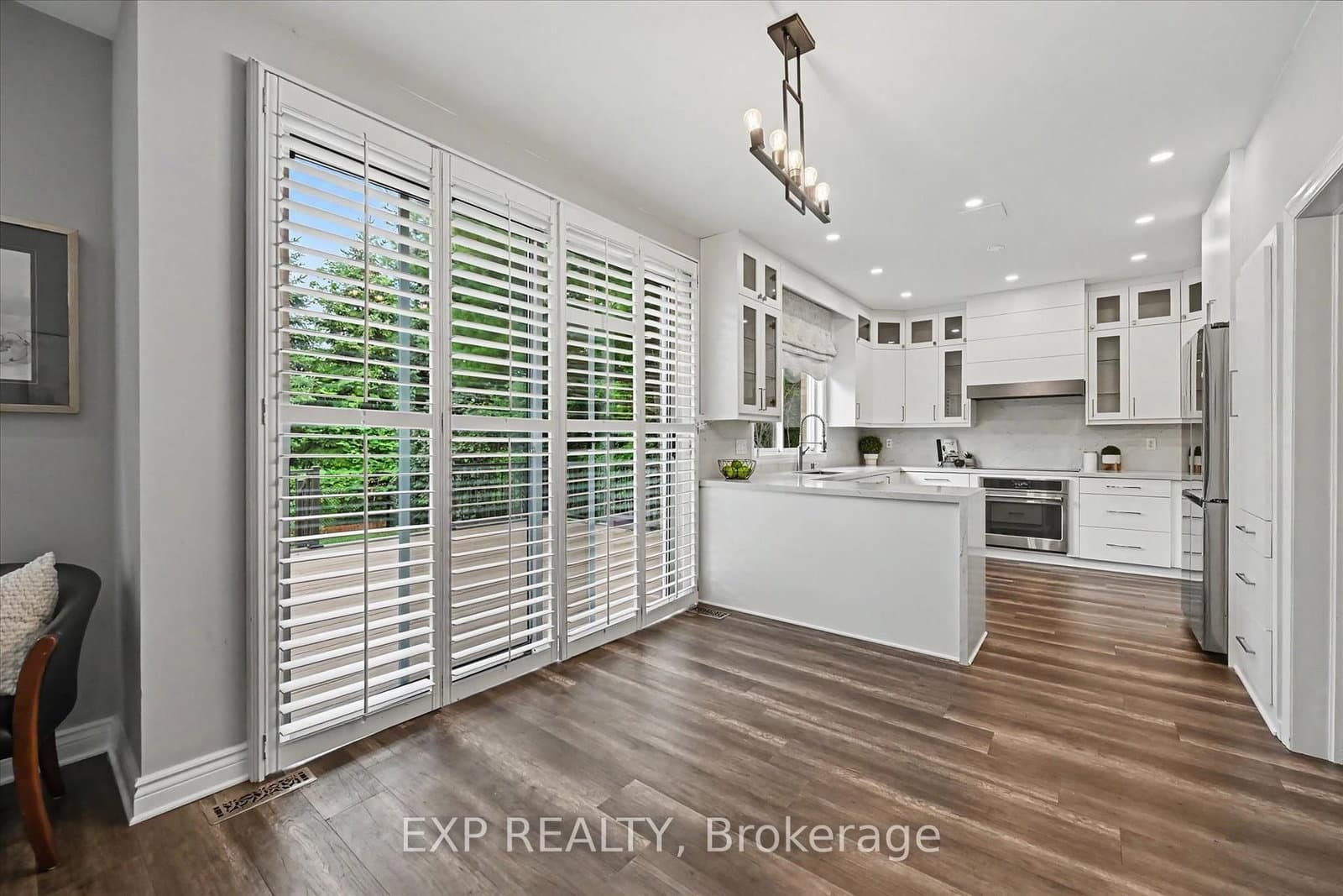 2376 Oakhaven Drive thumbnail 11