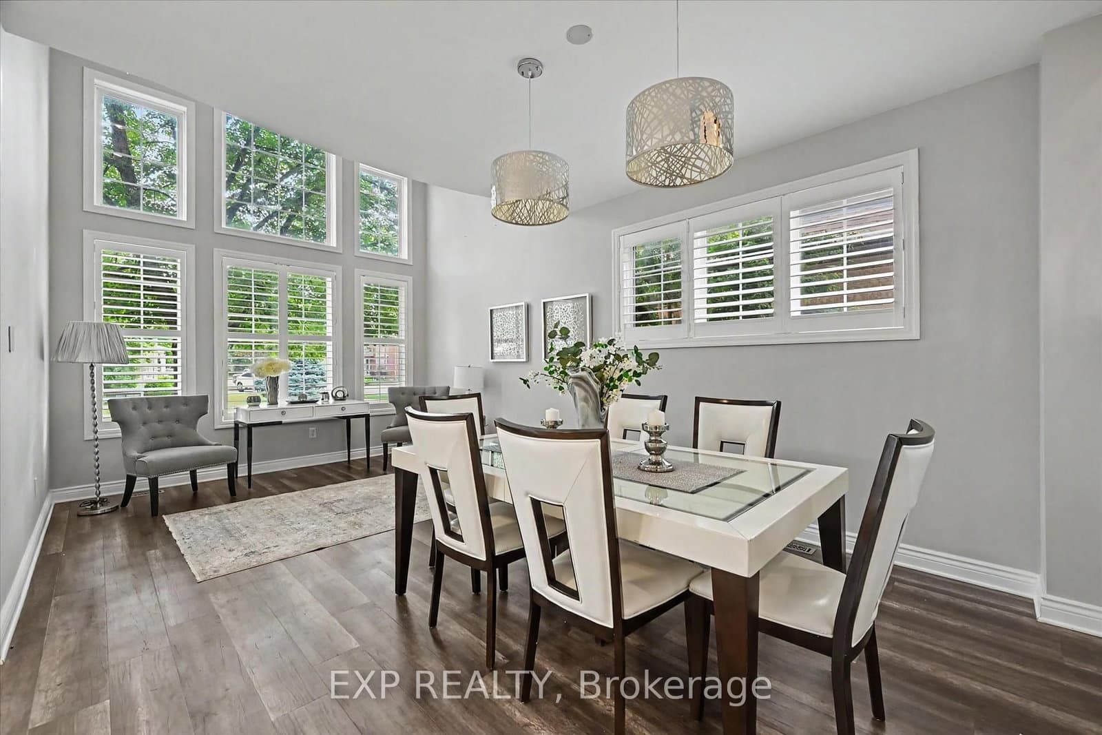 2376 Oakhaven Drive thumbnail 4