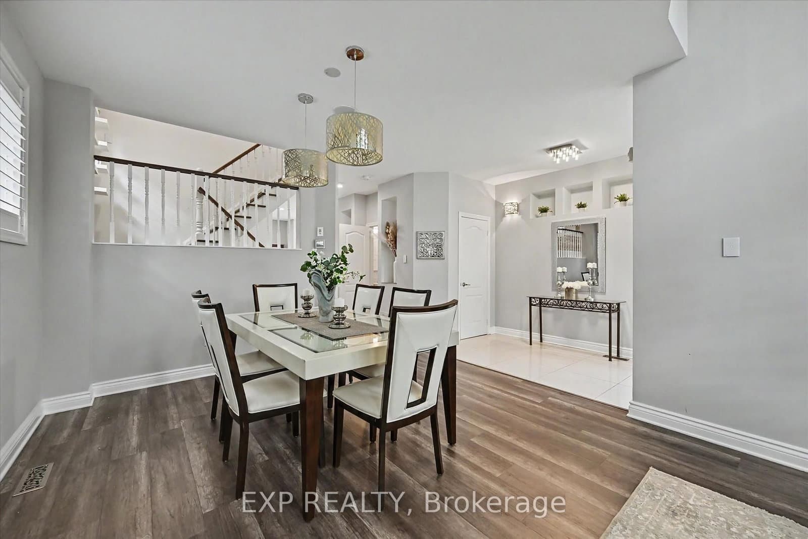 2376 Oakhaven Drive thumbnail 6