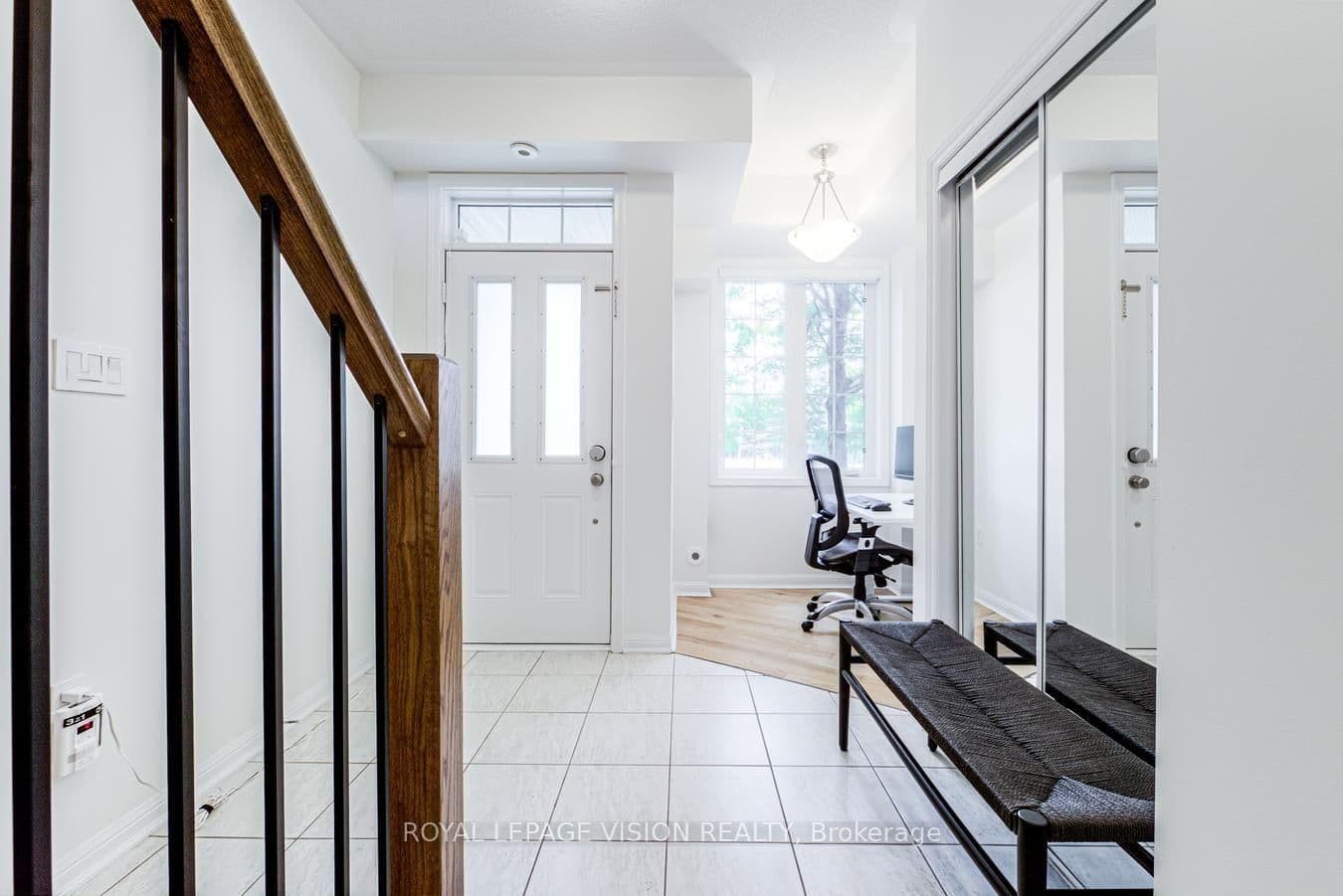 2614 Dashwood Drive, Unit 40 thumbnail 2