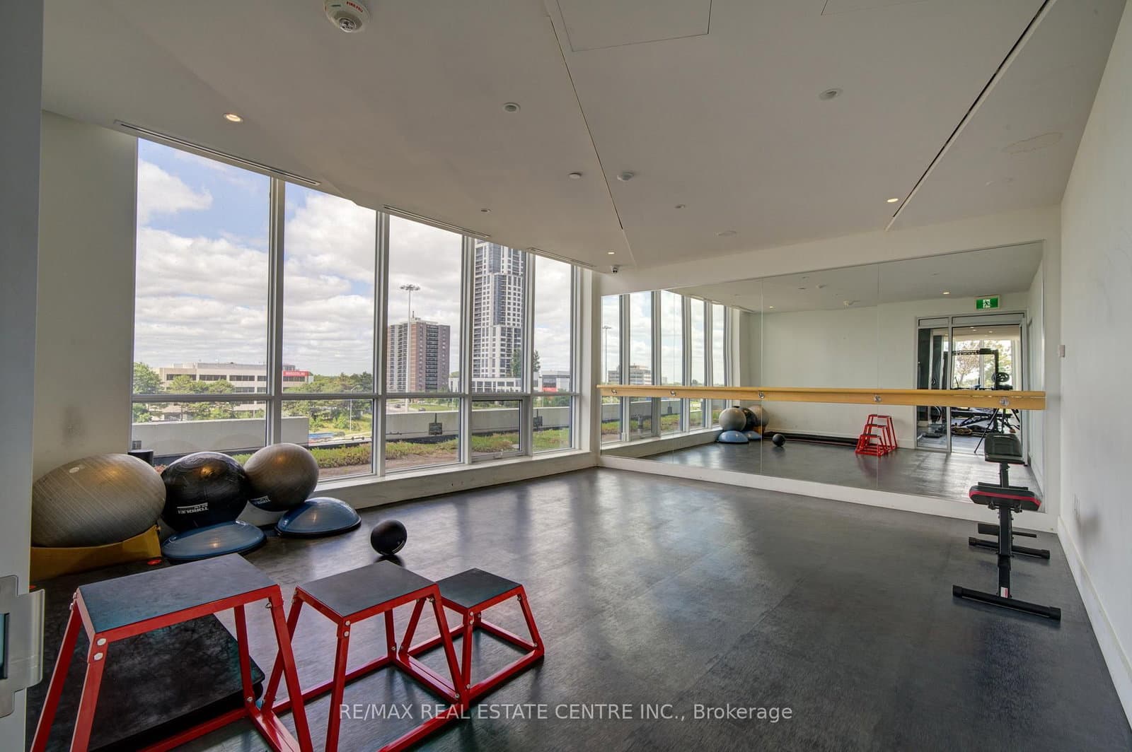30 Gibbs Road, Unit 2608 thumbnail 35