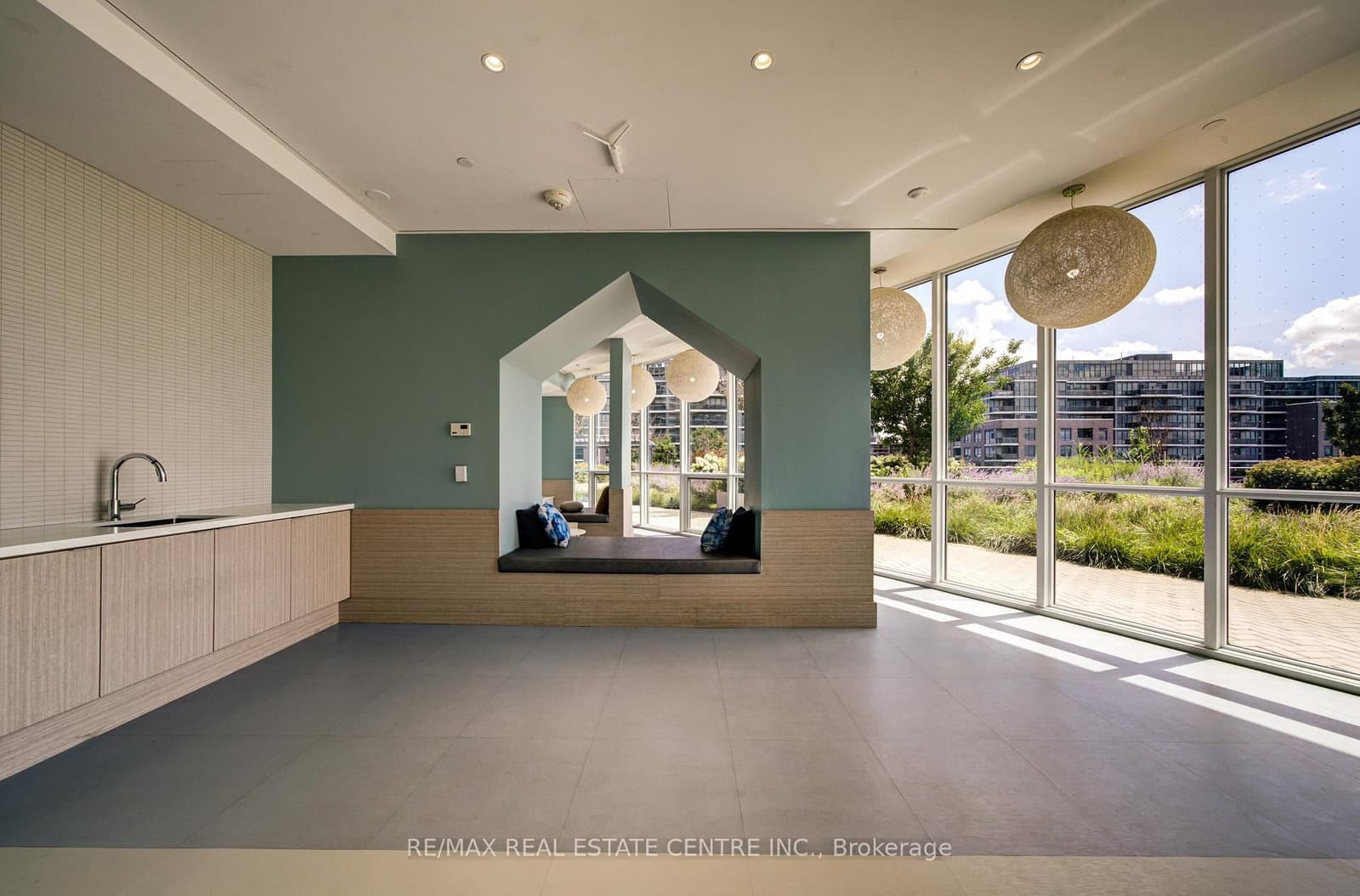 30 Gibbs Road, Unit 2608 thumbnail 37