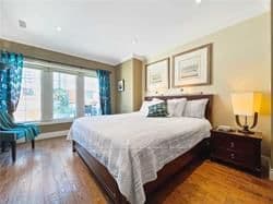 453 Brant Street thumbnail 12