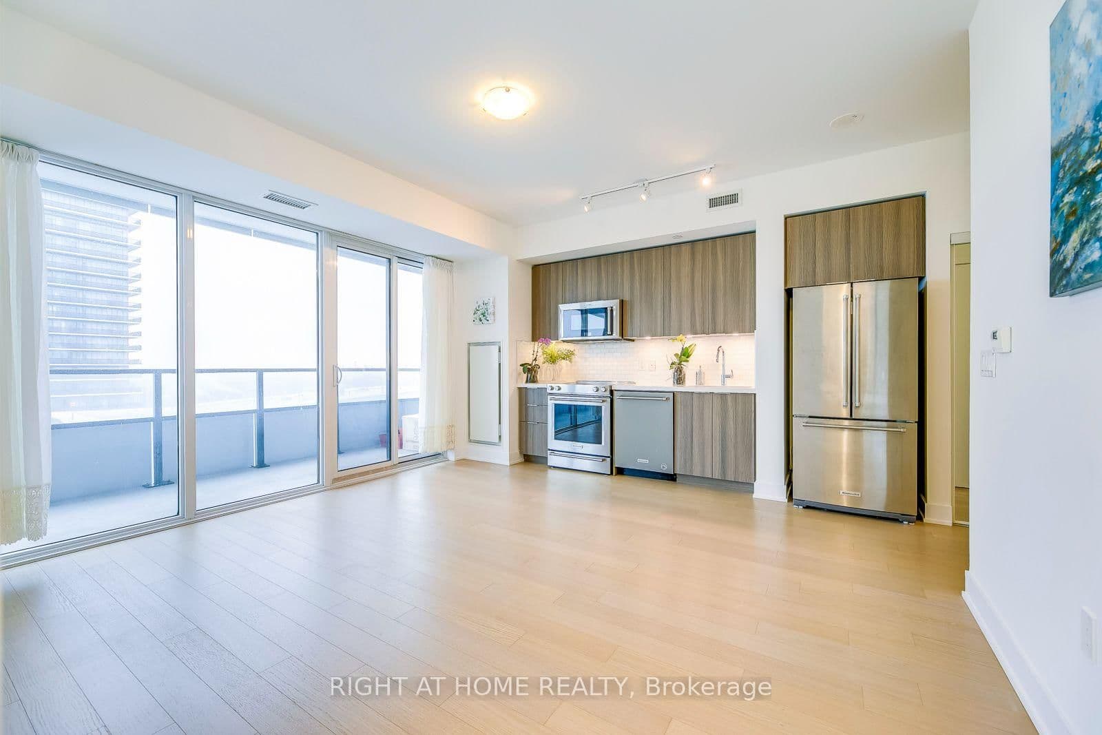 30 Shore Breeze Drive, Unit 4611 - Image 1