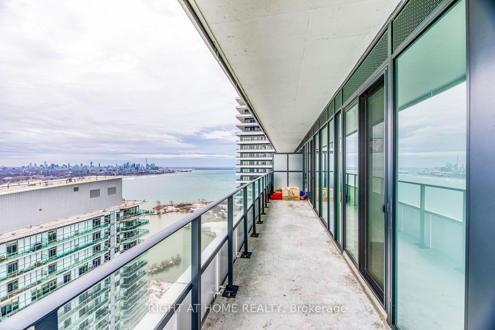30 Shore Breeze Drive, Unit 4611 thumbnail 12