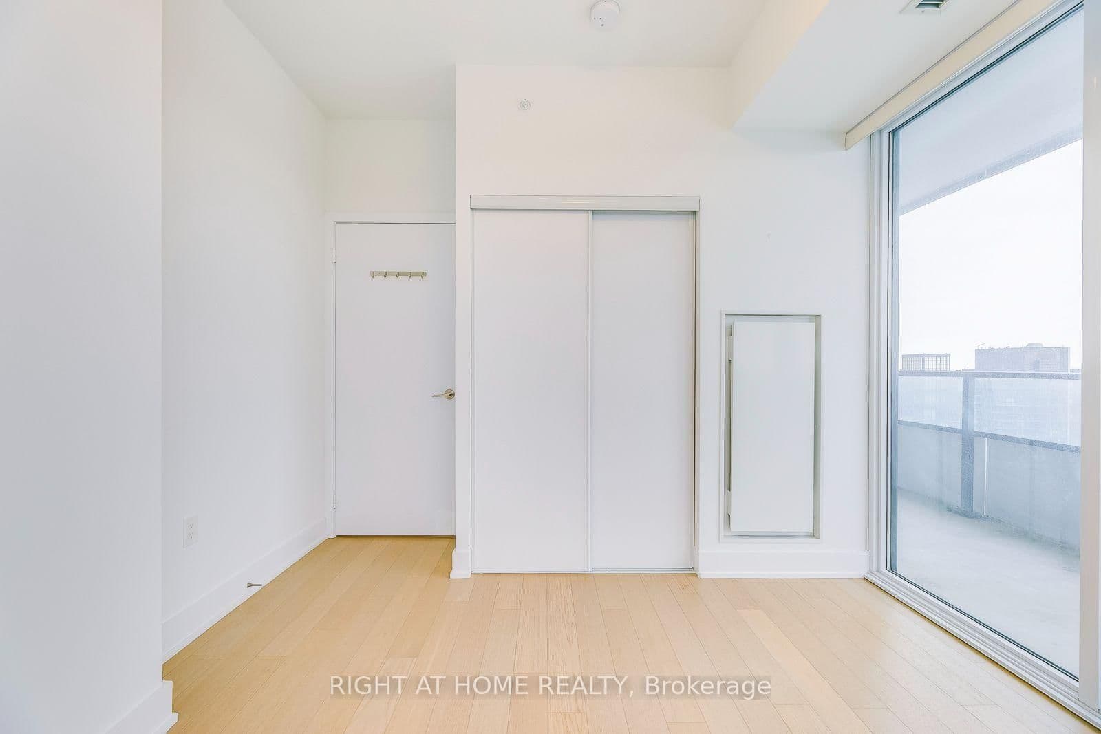 30 Shore Breeze Drive, Unit 4611 thumbnail 16