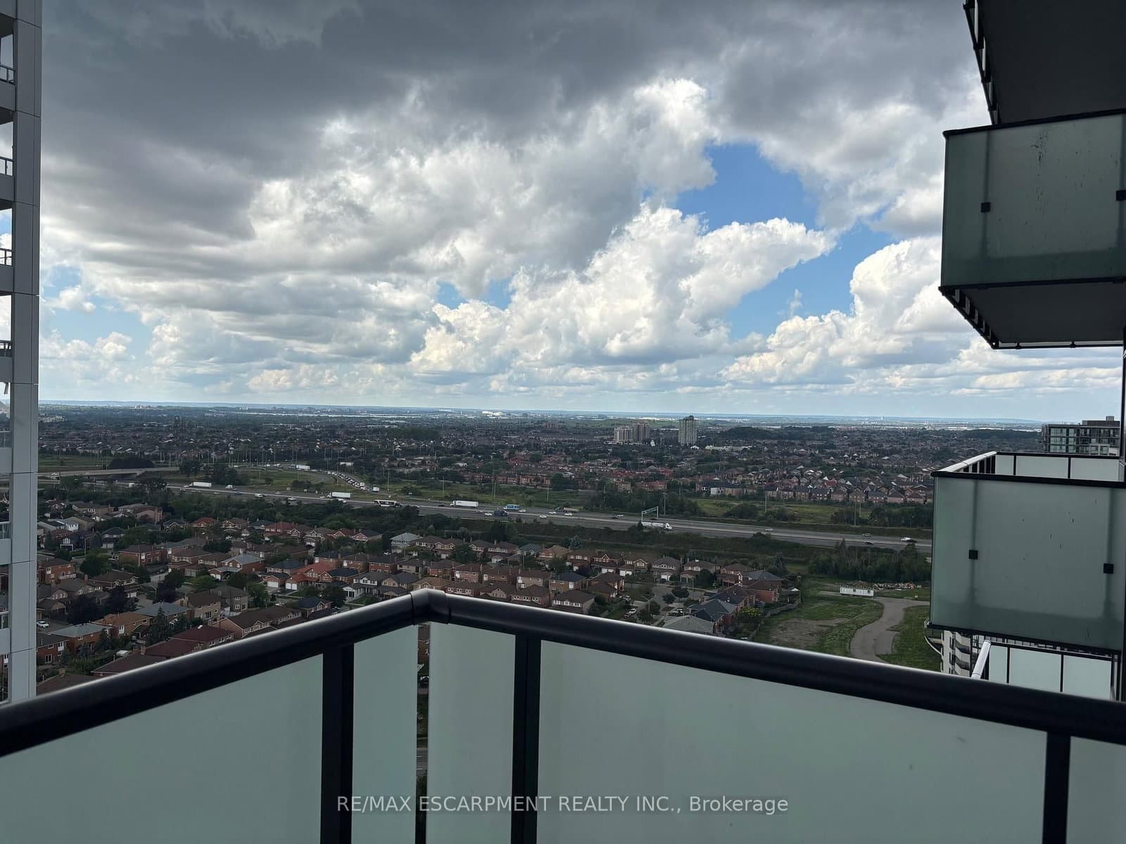 4130 PARKSIDE VILLAGE Drive, Unit 2211 thumbnail 9