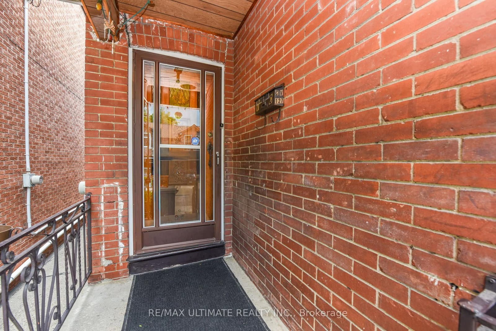 127 Salem Avenue thumbnail 3
