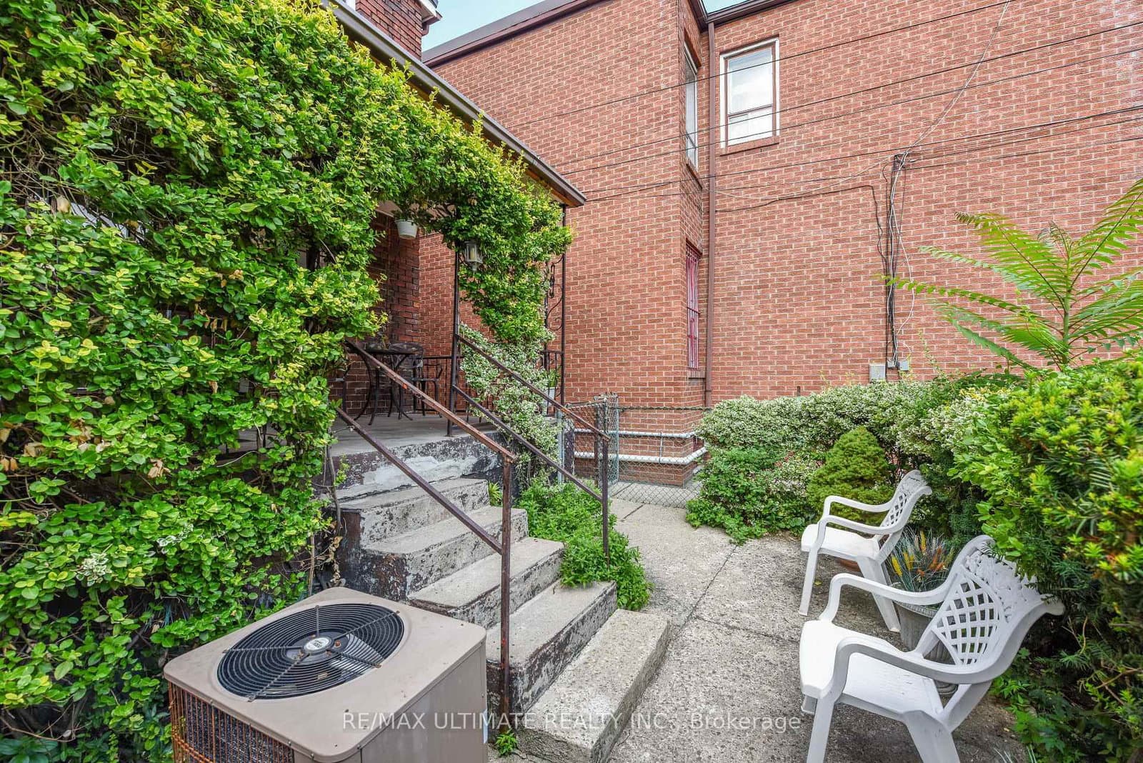 127 Salem Avenue thumbnail 6