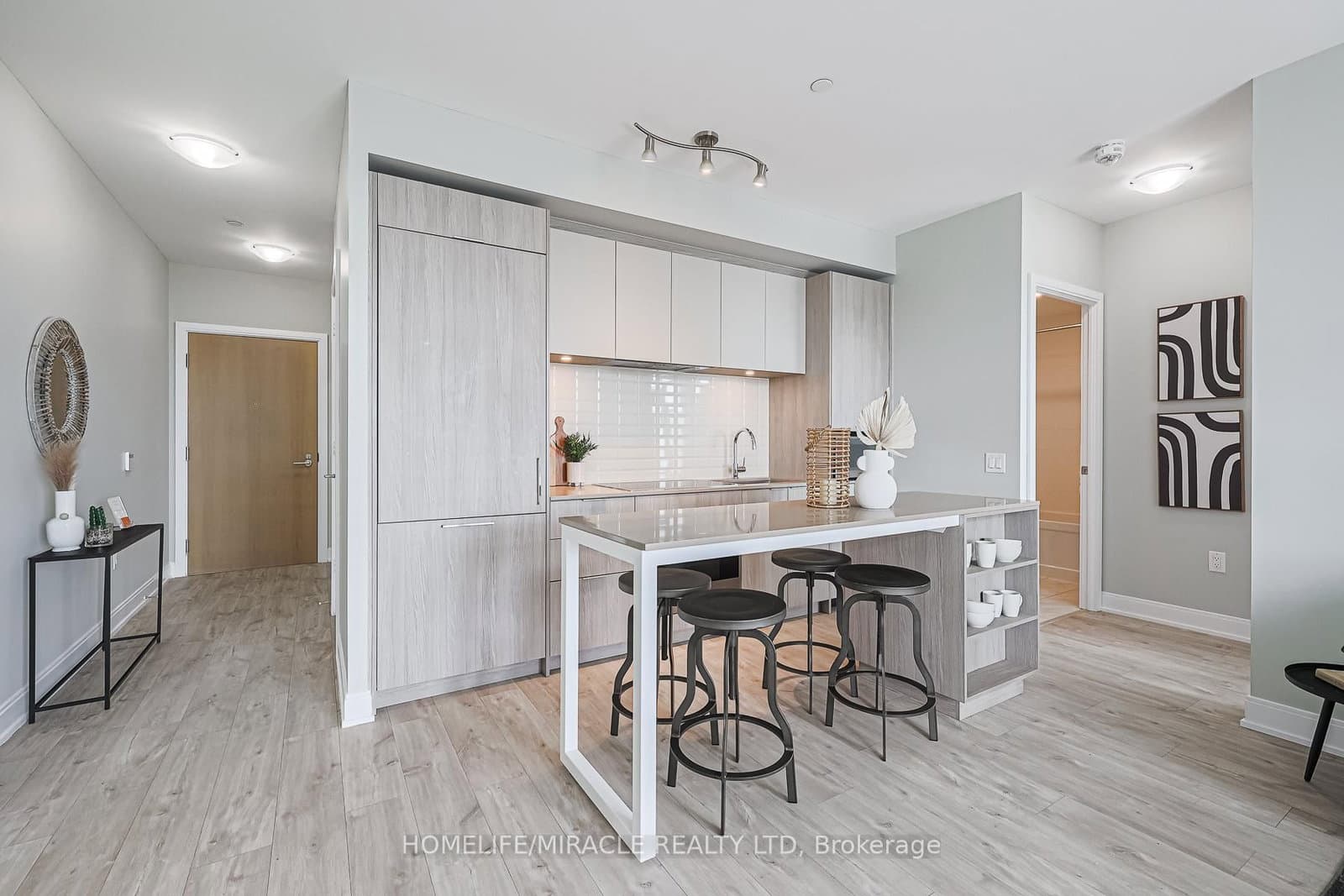 65 Annie Craig Drive, Unit 1110 thumbnail 13