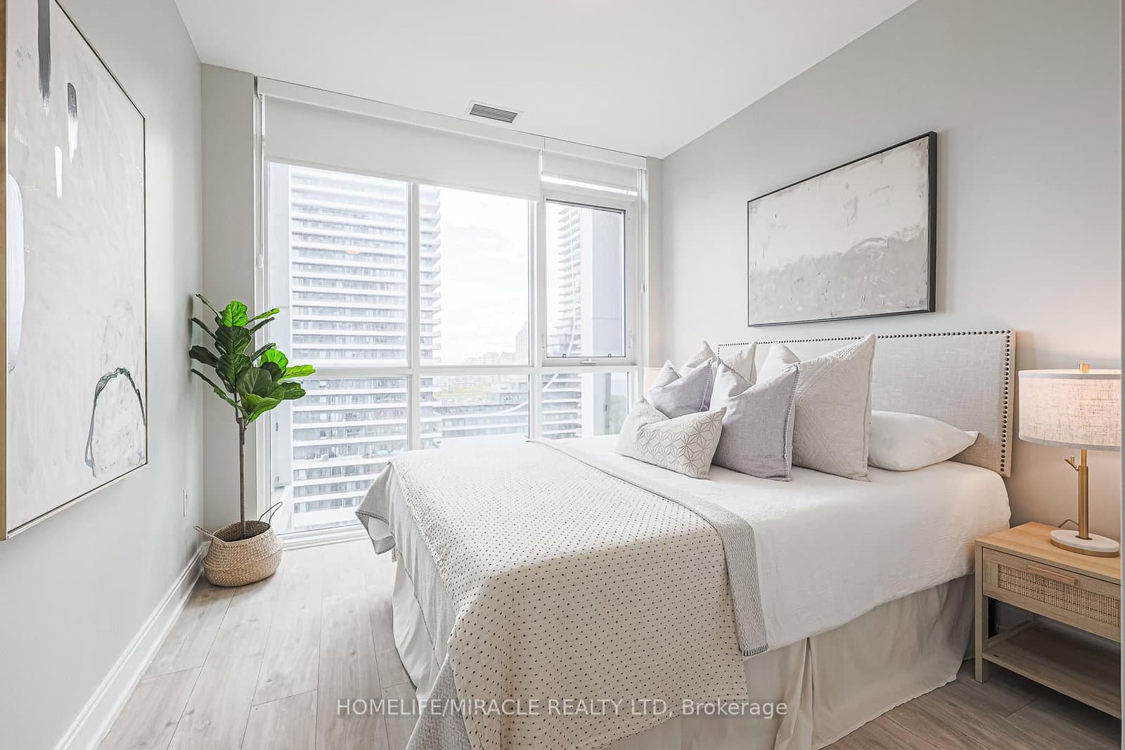 65 Annie Craig Drive, Unit 1110 thumbnail 22