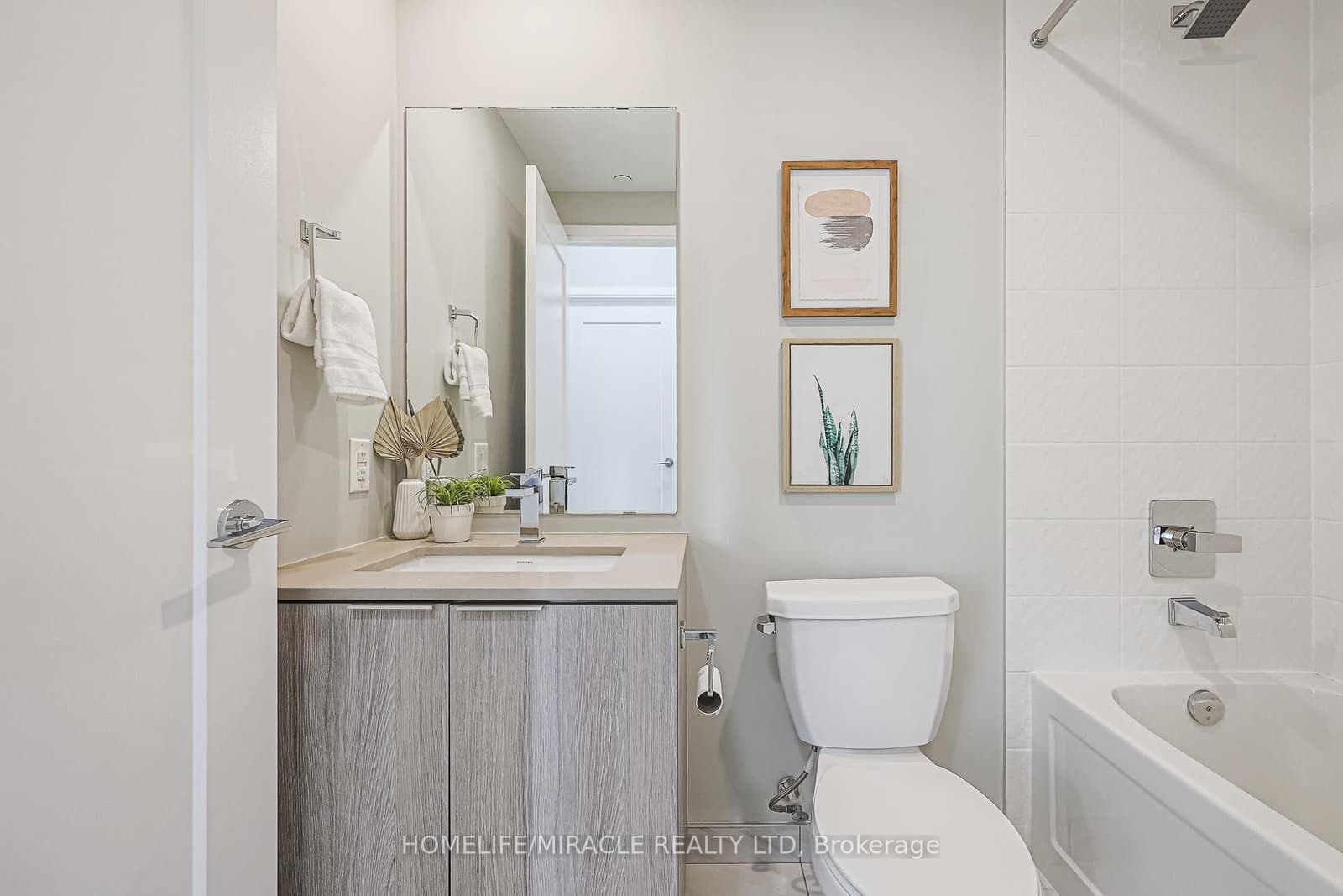 65 Annie Craig Drive, Unit 1110 thumbnail 33