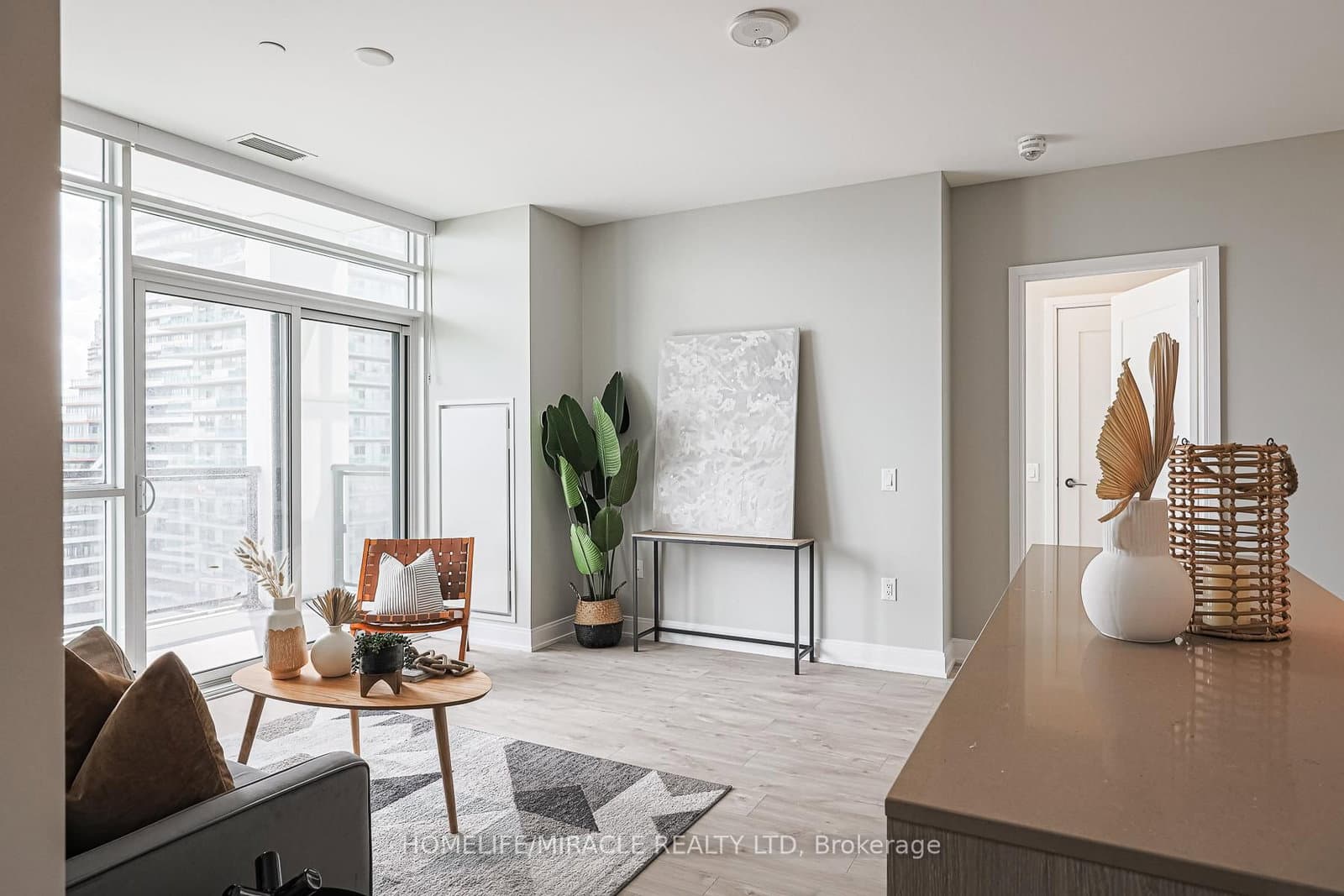 65 Annie Craig Drive, Unit 1110 thumbnail 35