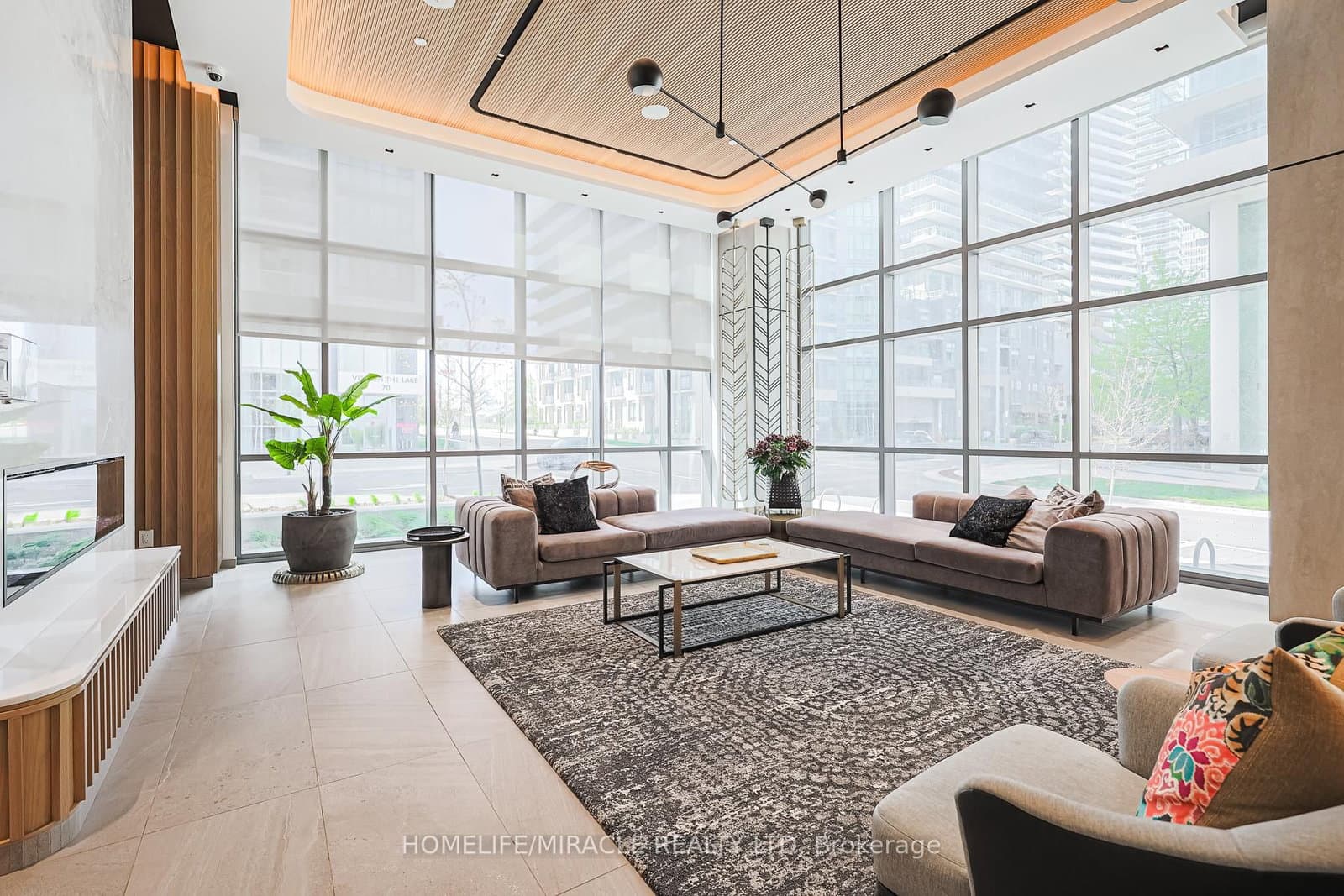 65 Annie Craig Drive, Unit 1110 thumbnail 5