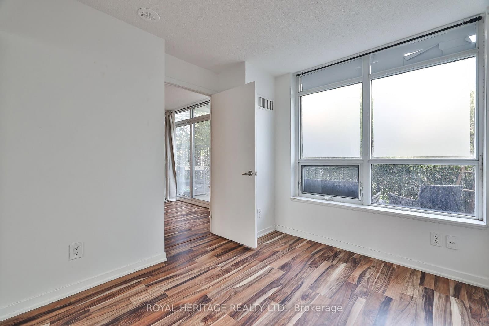 38 Joe Shuster Way, Unit 104 thumbnail 21