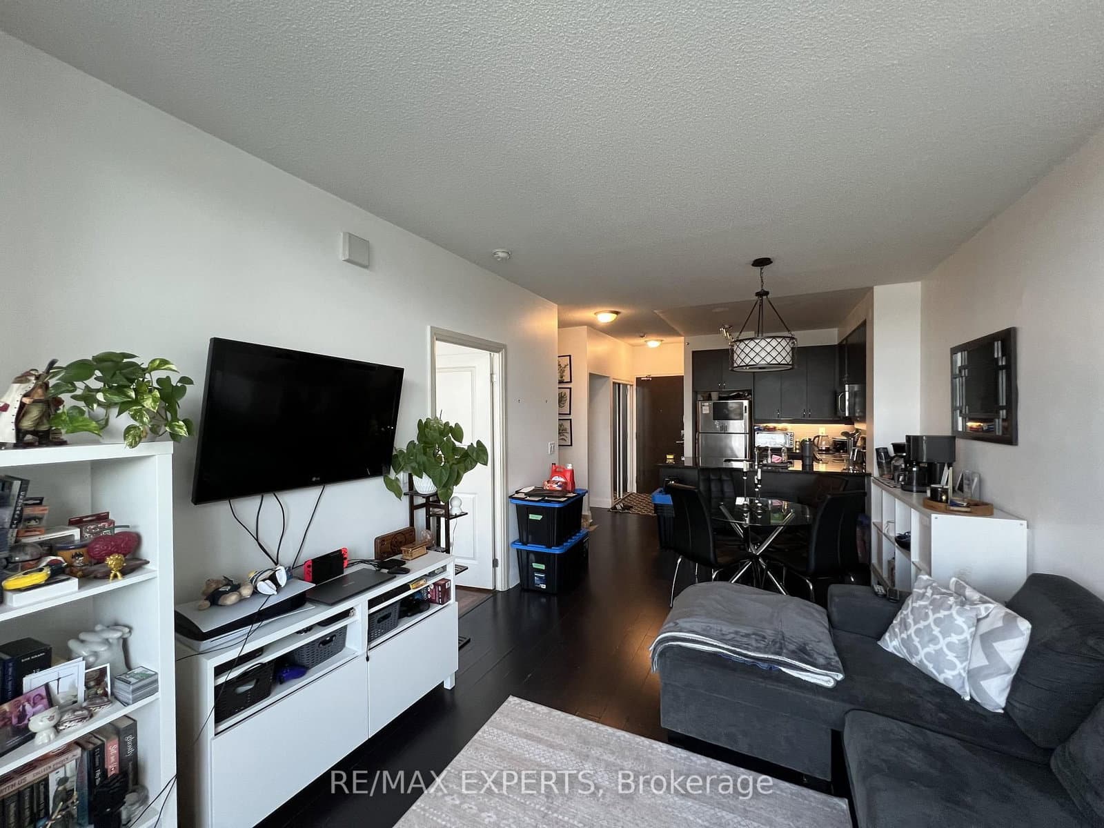1185 The Queensway, Unit 215 thumbnail 10