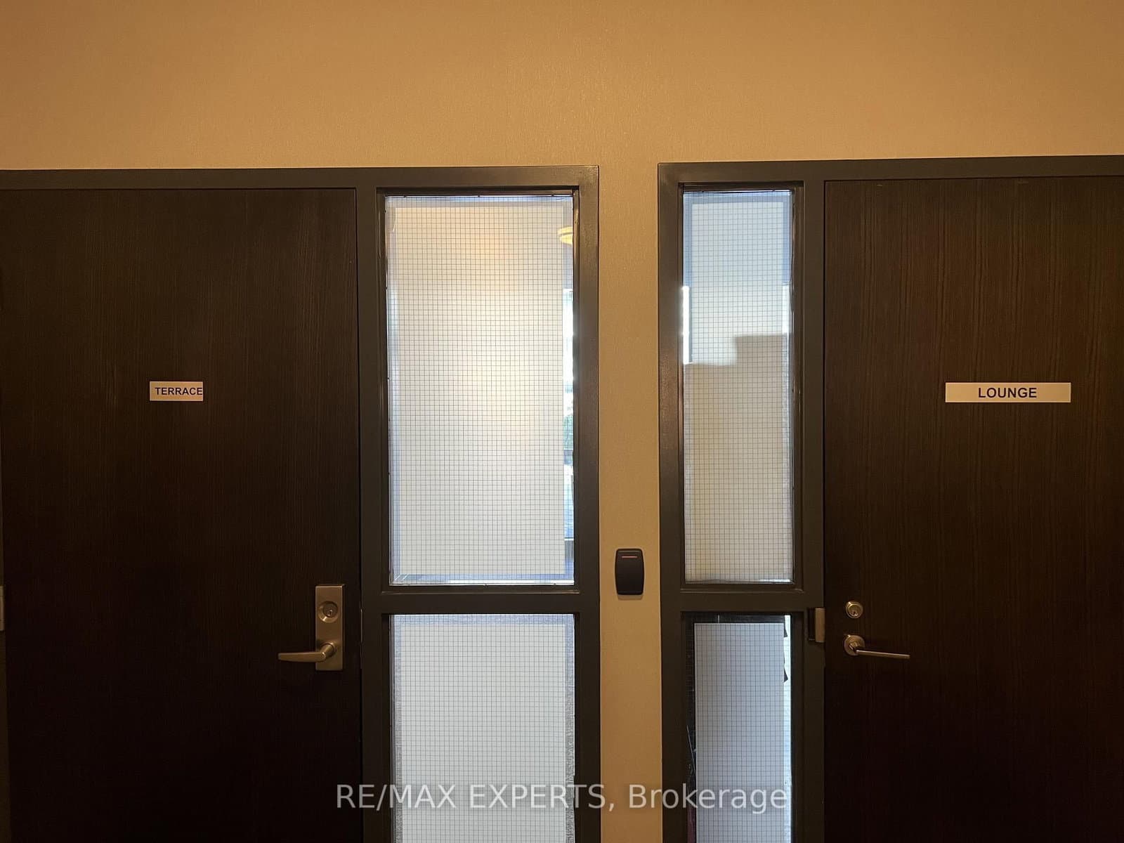 1185 The Queensway, Unit 215 thumbnail 28