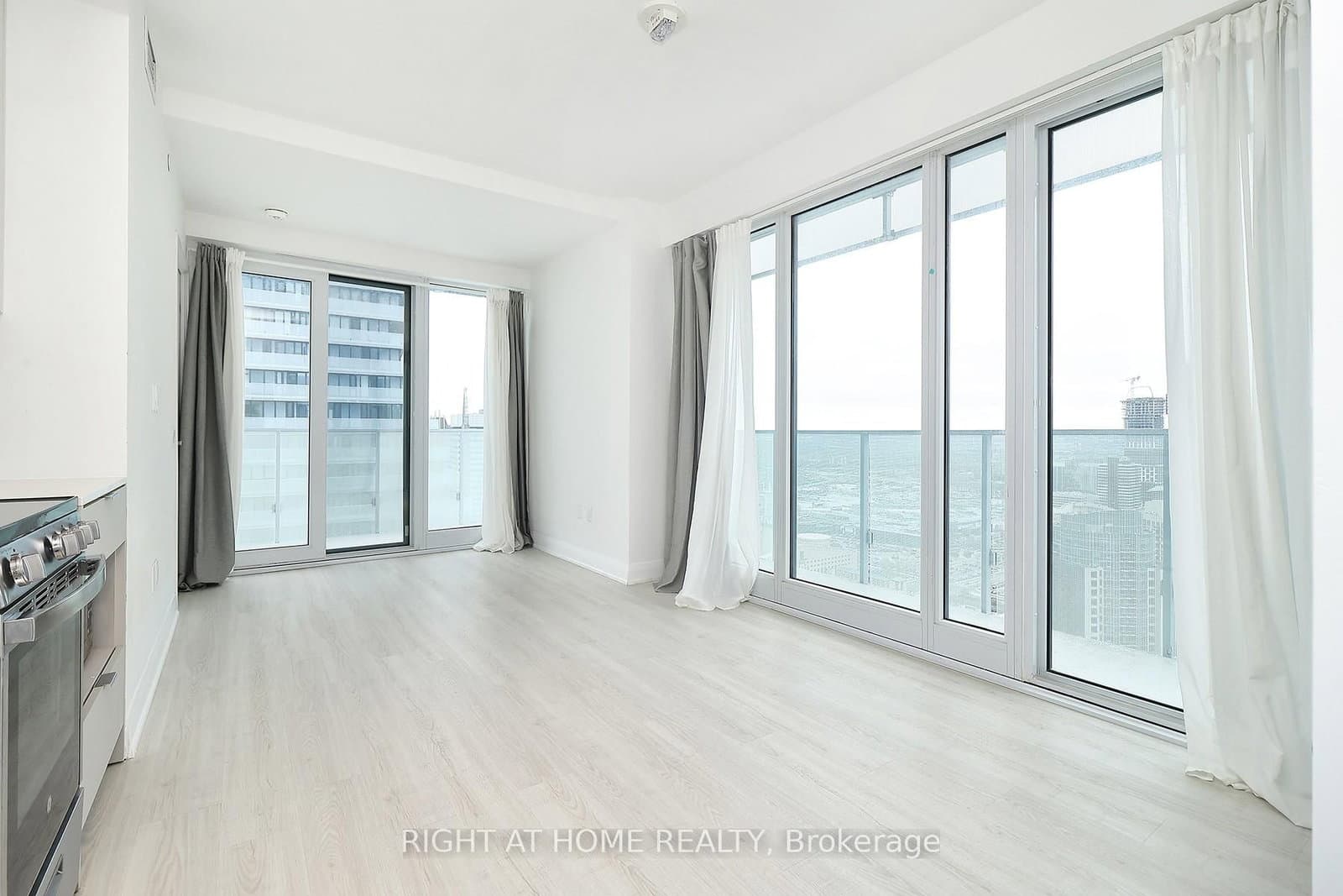3883 Quartz Road, Unit 4203 thumbnail 4