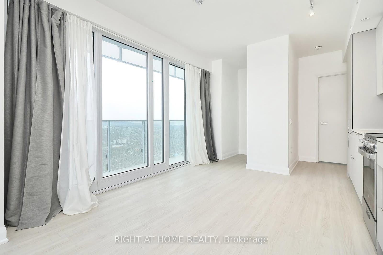 3883 Quartz Road, Unit 4203 thumbnail 5