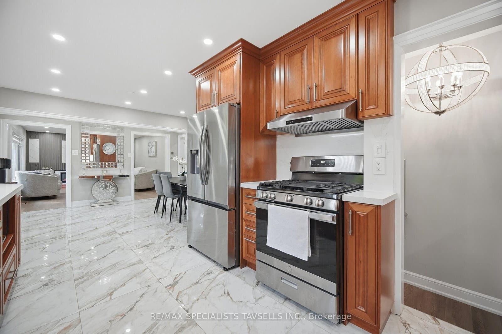 6 Maple Grove Road thumbnail 10