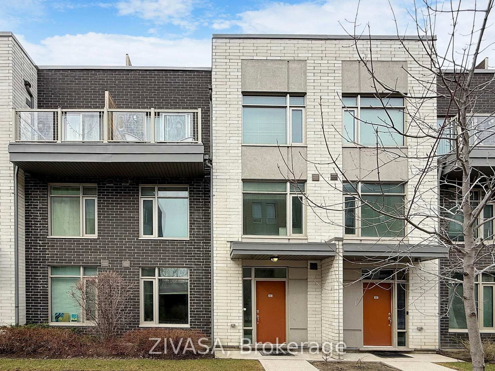 15 Applewood Lane, Unit 92 - Image 1