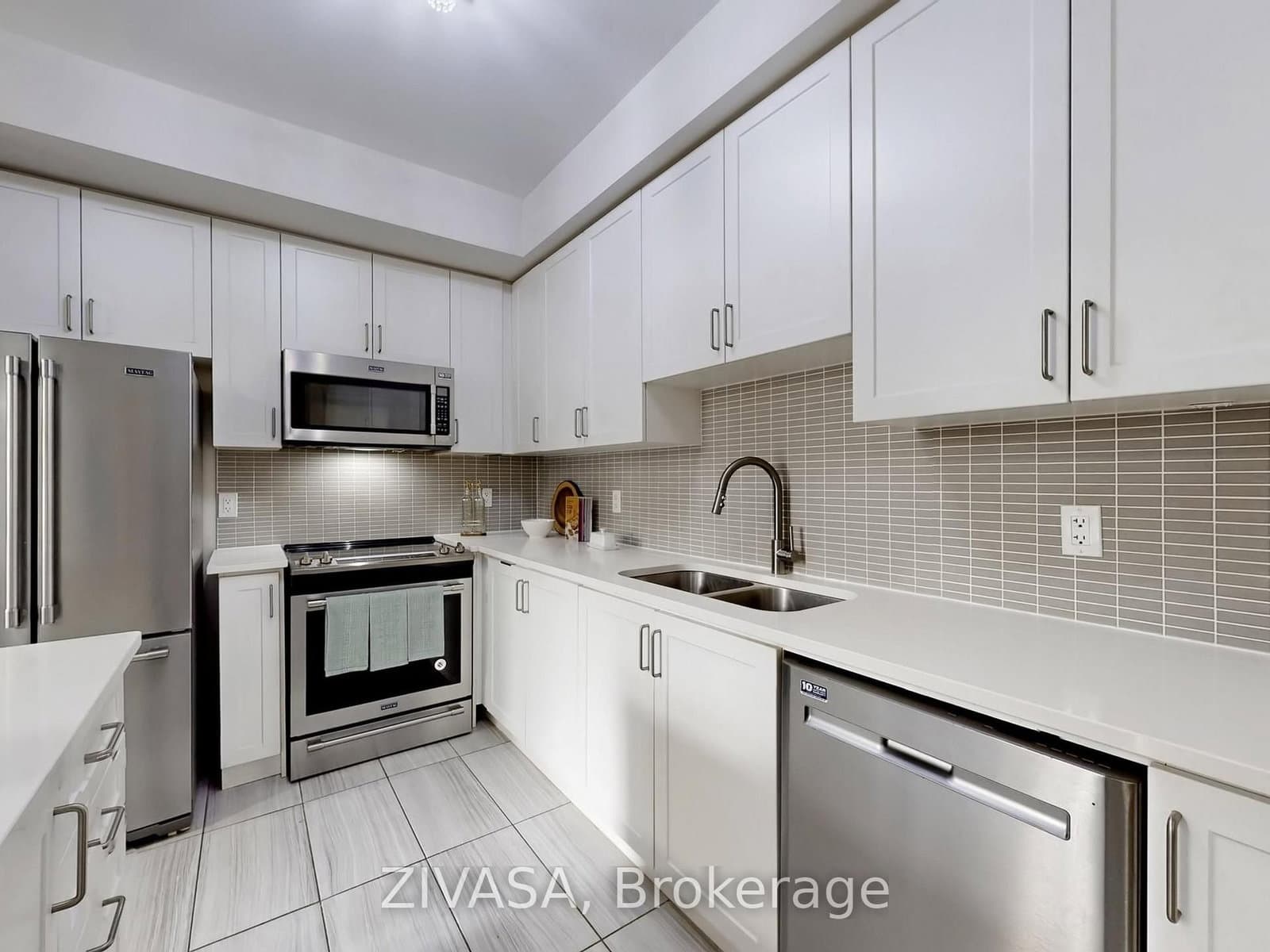15 Applewood Lane, Unit 92 thumbnail 13