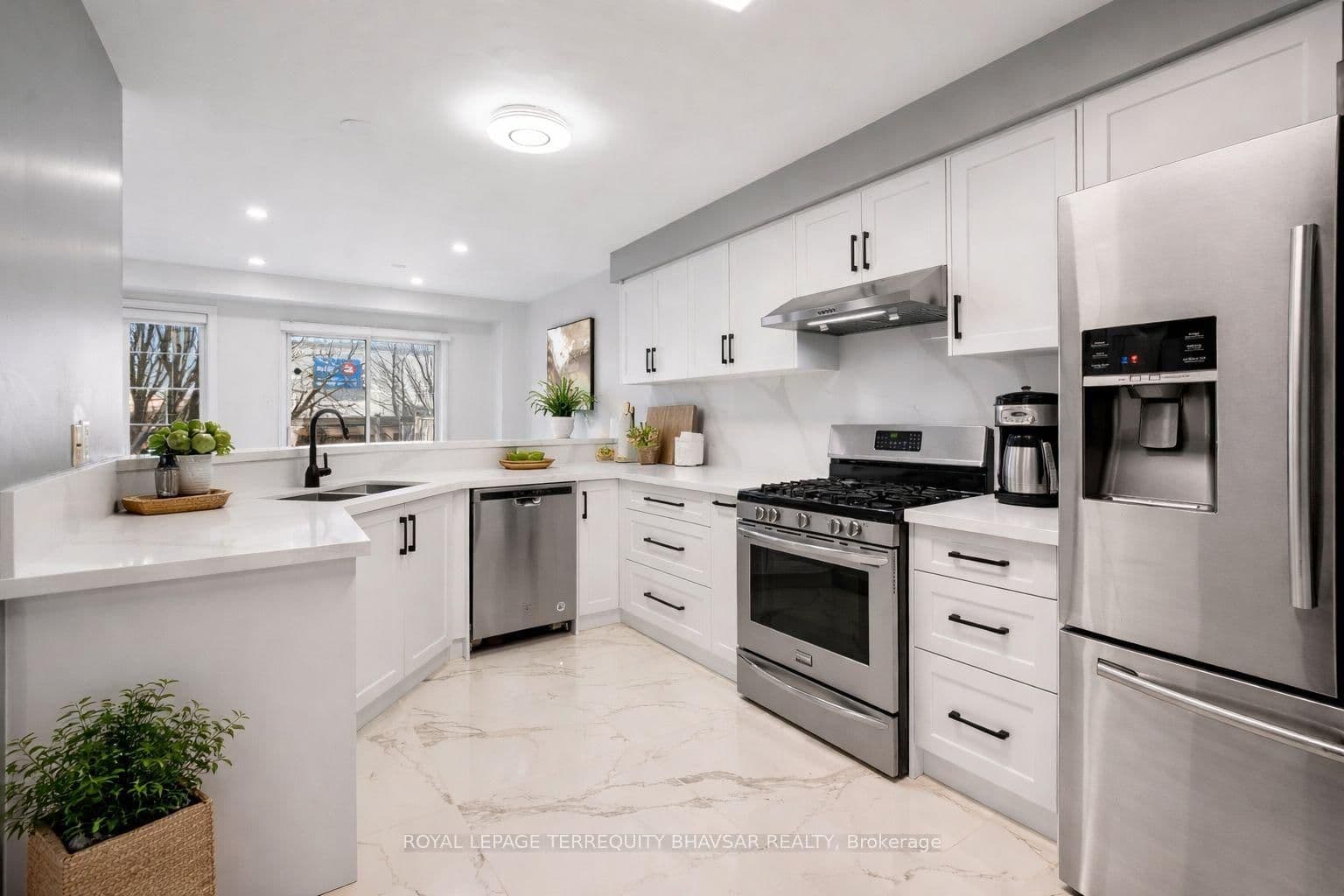 6830 Meadowvale Town Centre Circle, Unit 48 thumbnail 16