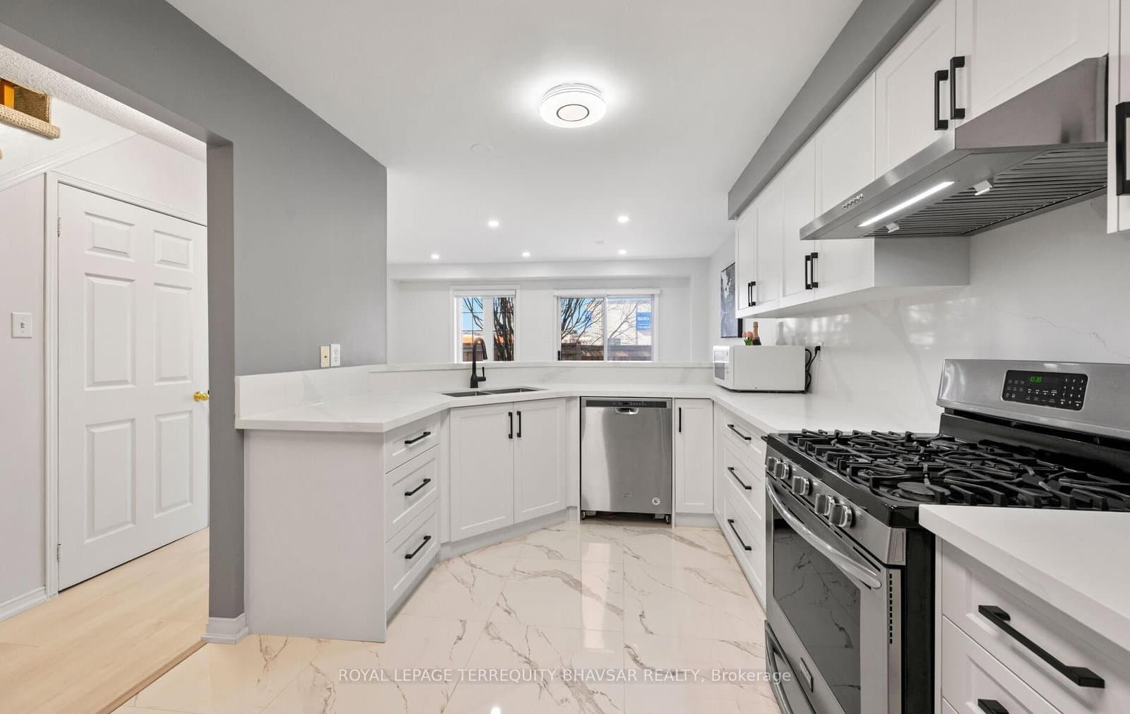 6830 Meadowvale Town Centre Circle, Unit 48 thumbnail 18