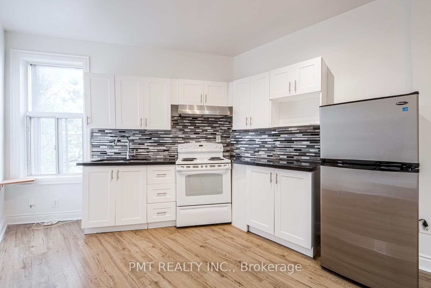 2045 Davenport Road, Unit Upper thumbnail 18