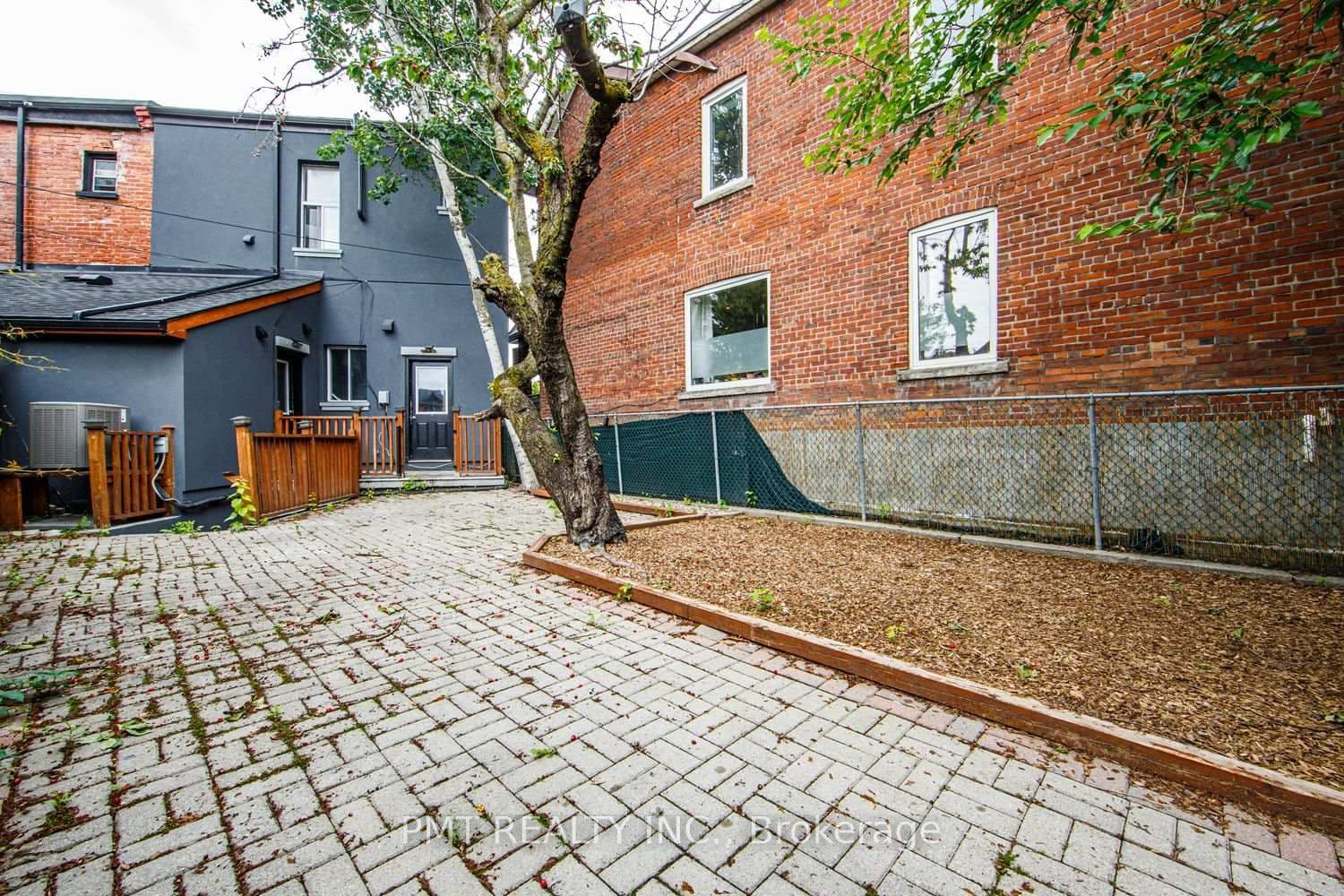 2045 Davenport Road, Unit Upper thumbnail 32