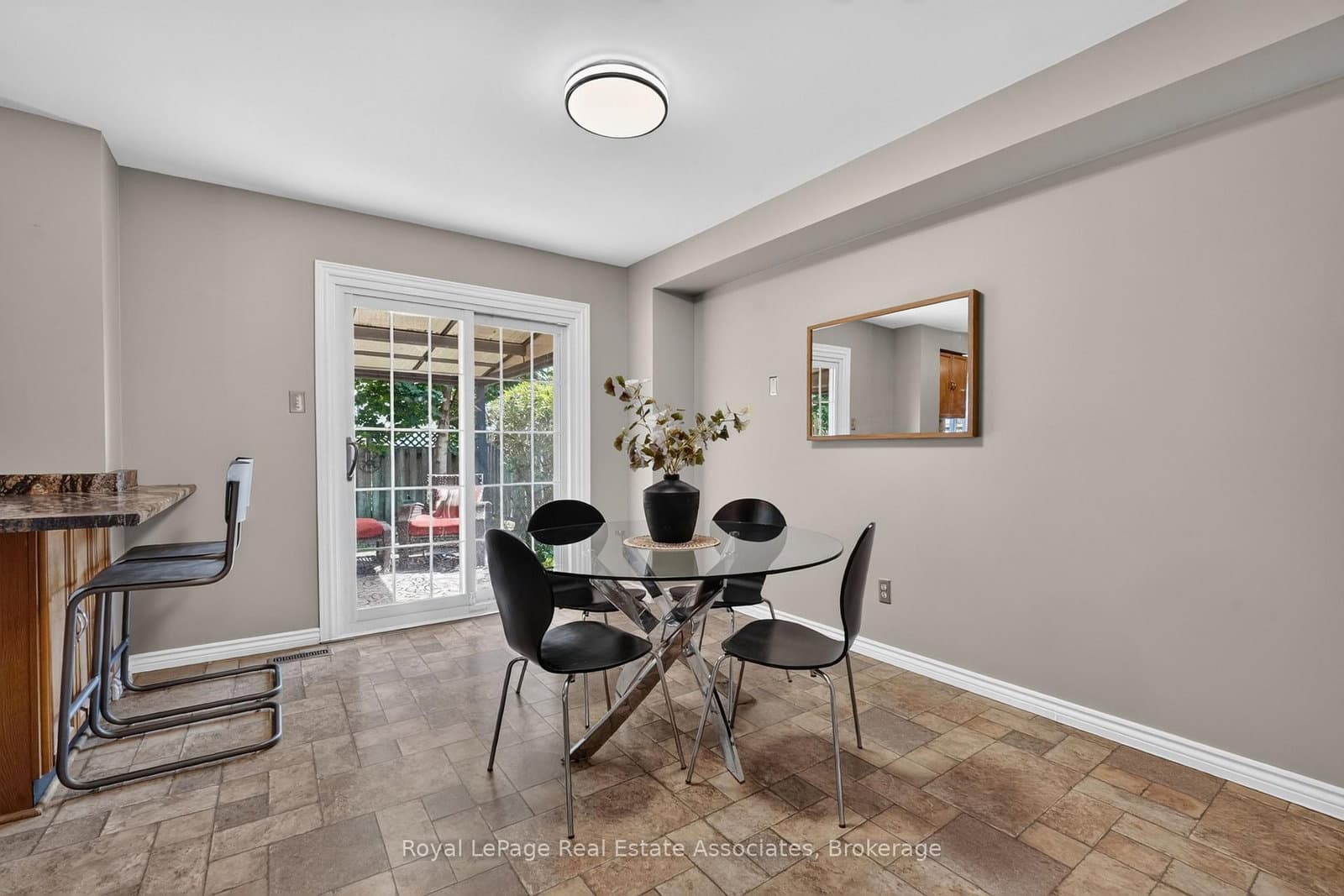 8 Horsham Street thumbnail 18