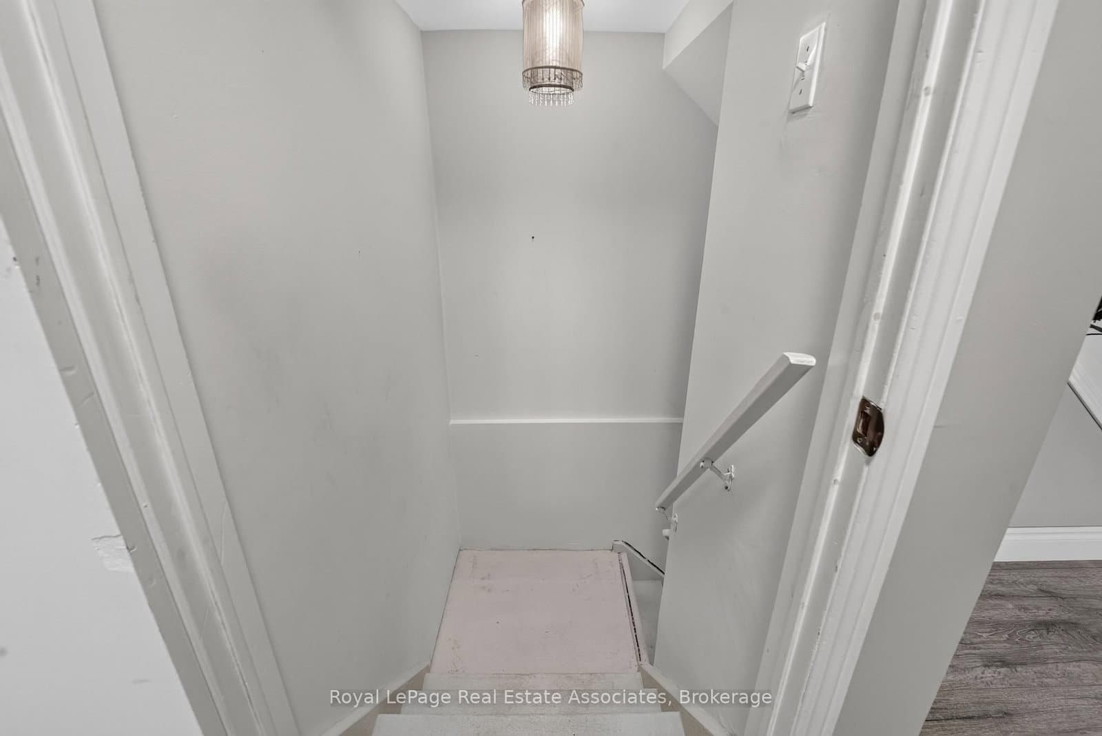 8 Horsham Street thumbnail 34