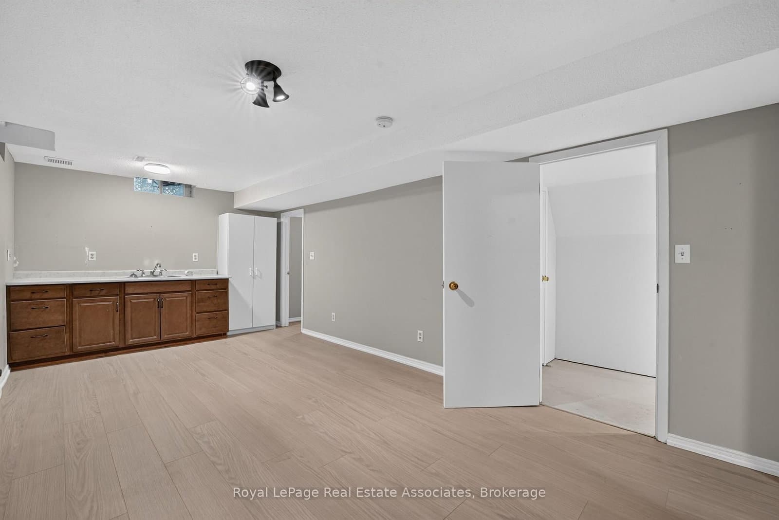 8 Horsham Street thumbnail 39