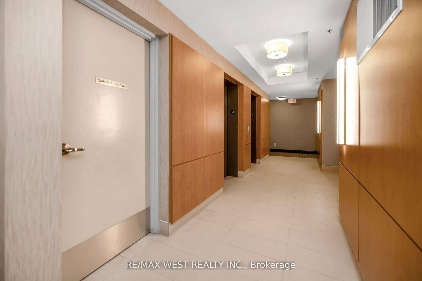 840 Queens Plate Drive, Unit 1211 thumbnail 11