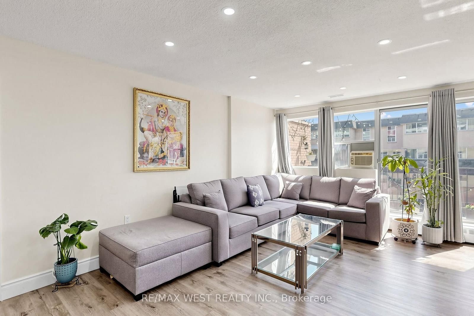 1624 Bloor Street, Unit 105 thumbnail 10