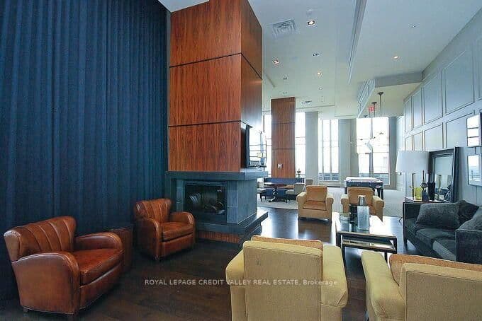 388 Prince Of Wales Drive, Unit 1706 thumbnail 35