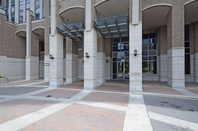 388 Prince Of Wales Drive, Unit 1706 thumbnail 43