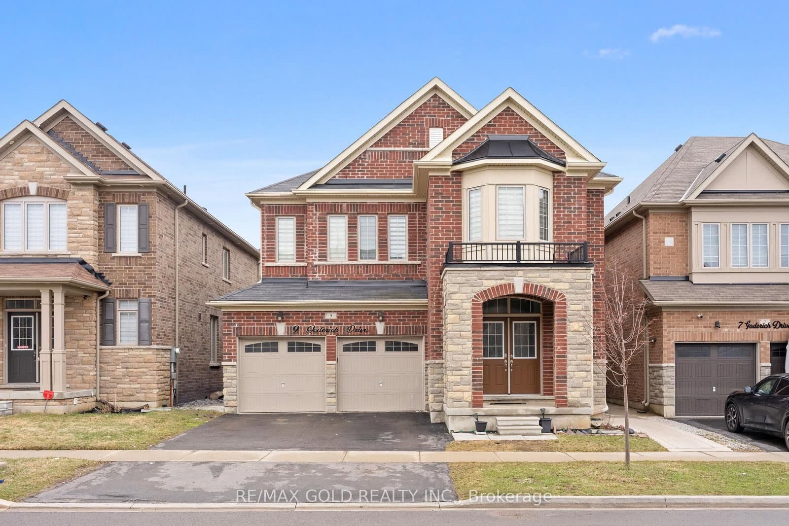 9 Goderich Drive - Image 1