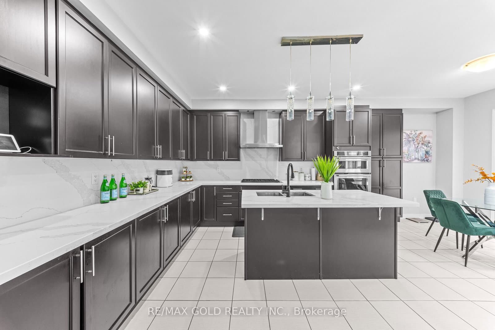 9 Goderich Drive thumbnail 13