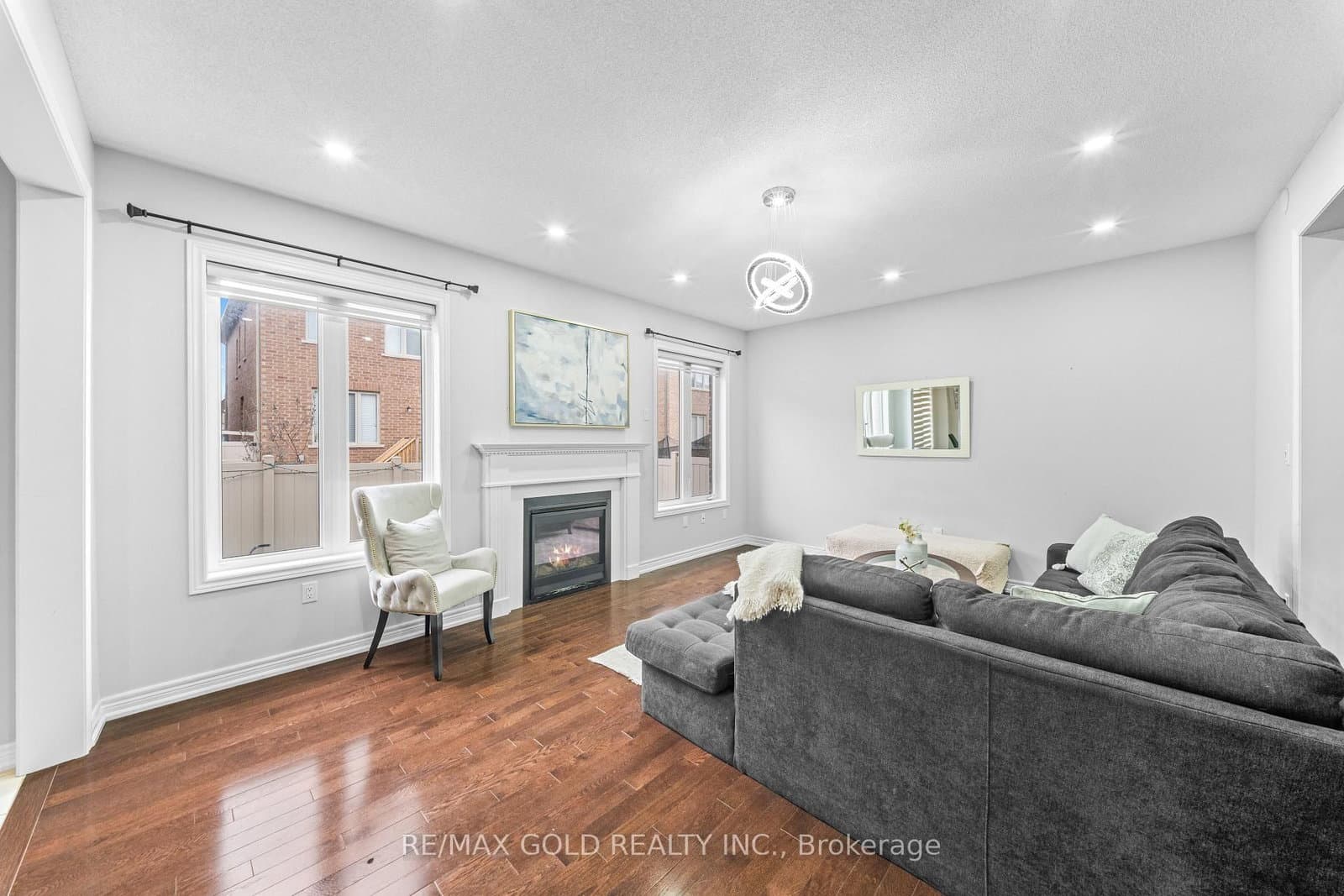 9 Goderich Drive thumbnail 16